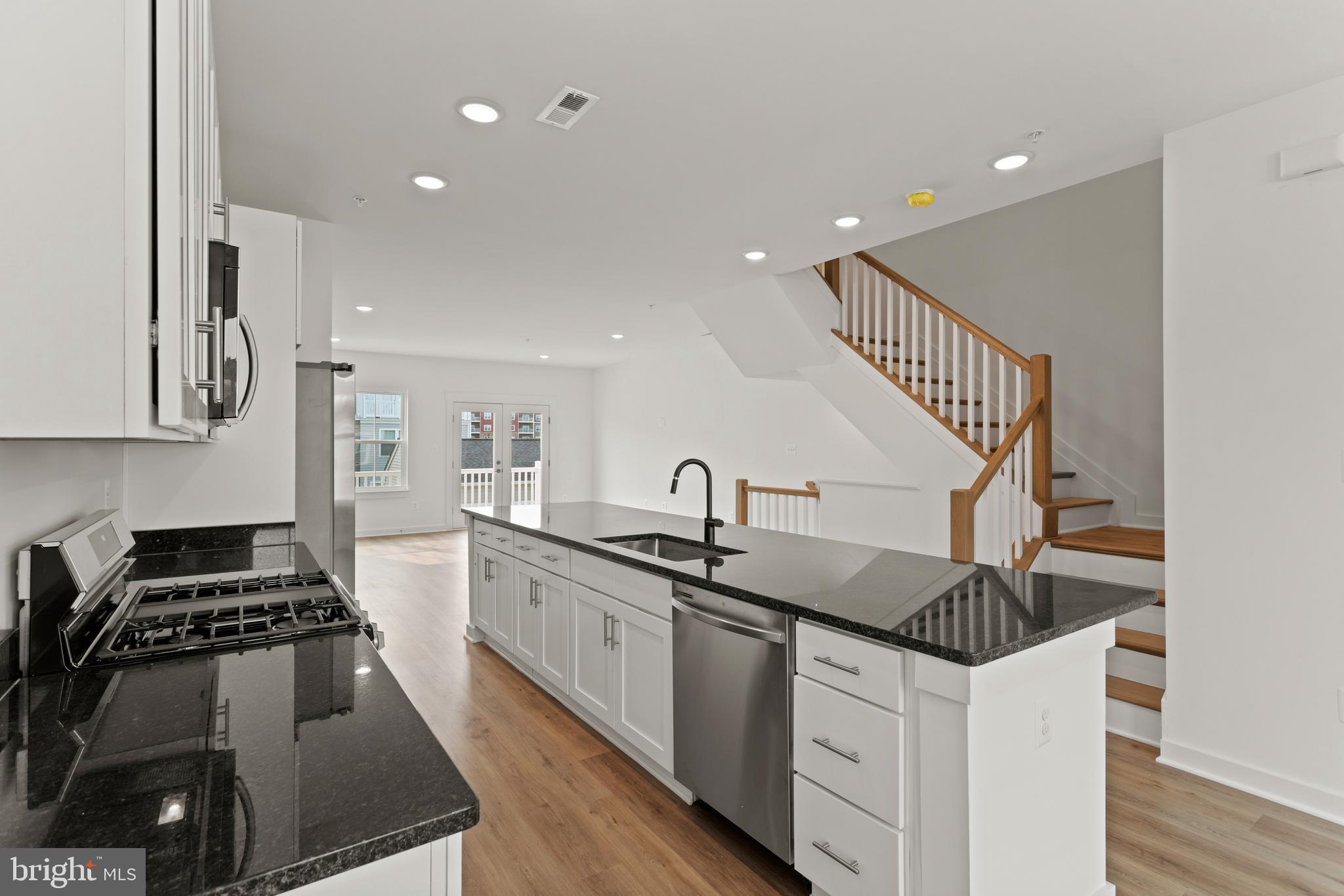 GAMBRILL VIEW - Residential