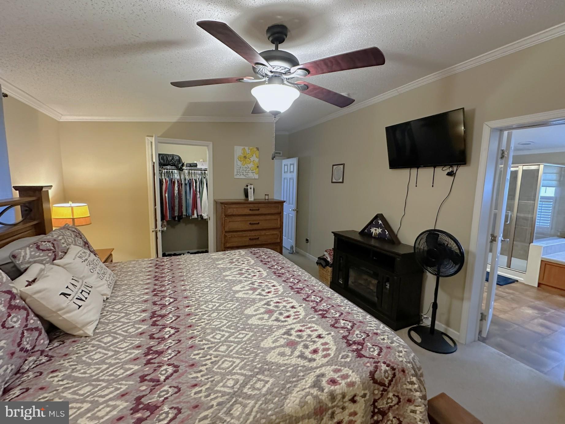 EAGLE VIEW - Residential