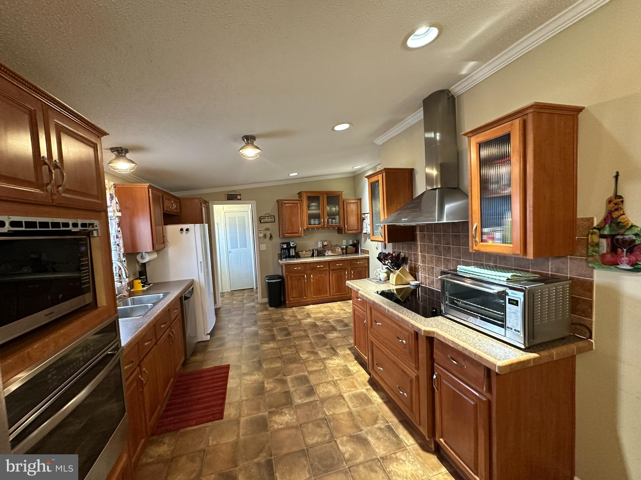 EAGLE VIEW - Residential