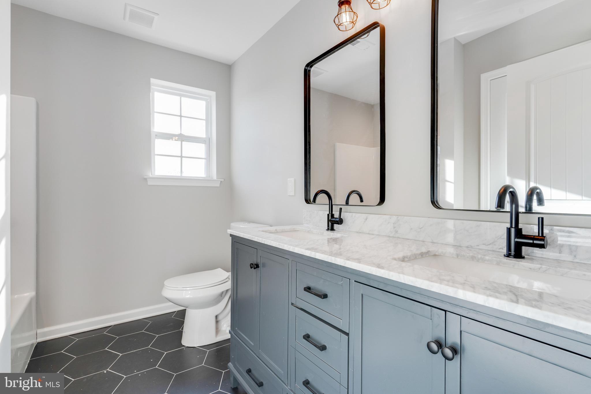 GLEN ASHTON FARMS - Residential