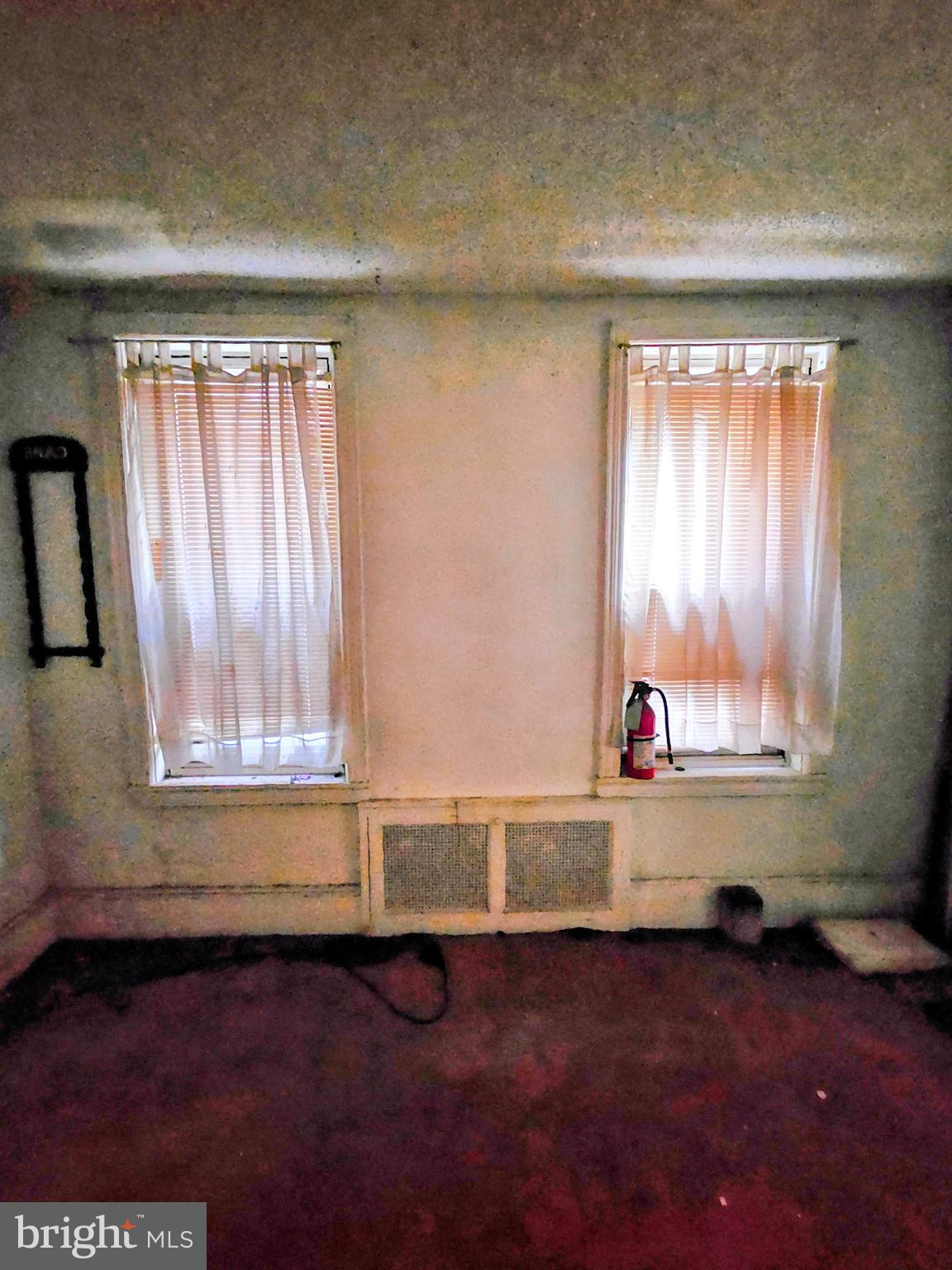 POINT BREEZE - Residential