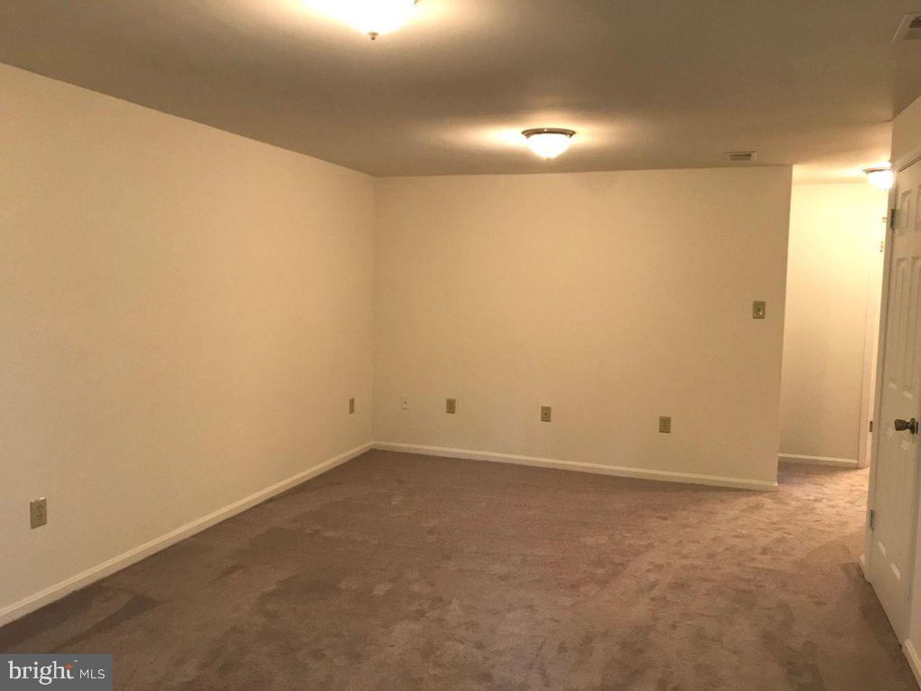 MONTCLAIR - Residential Lease