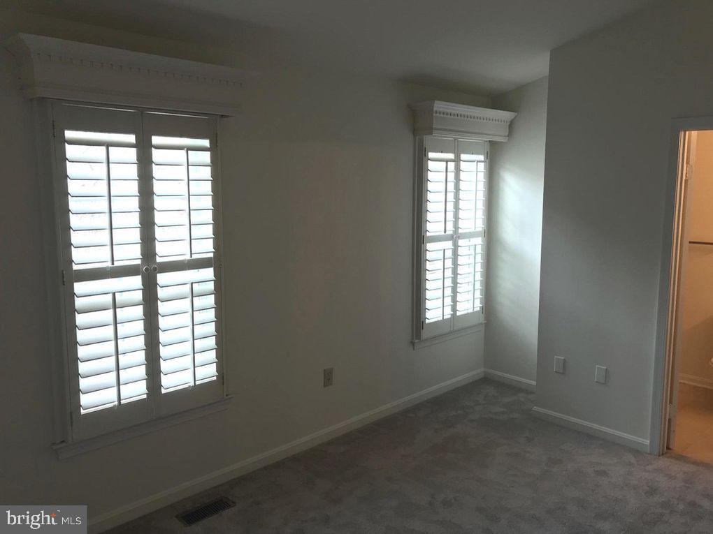 MONTCLAIR - Residential Lease