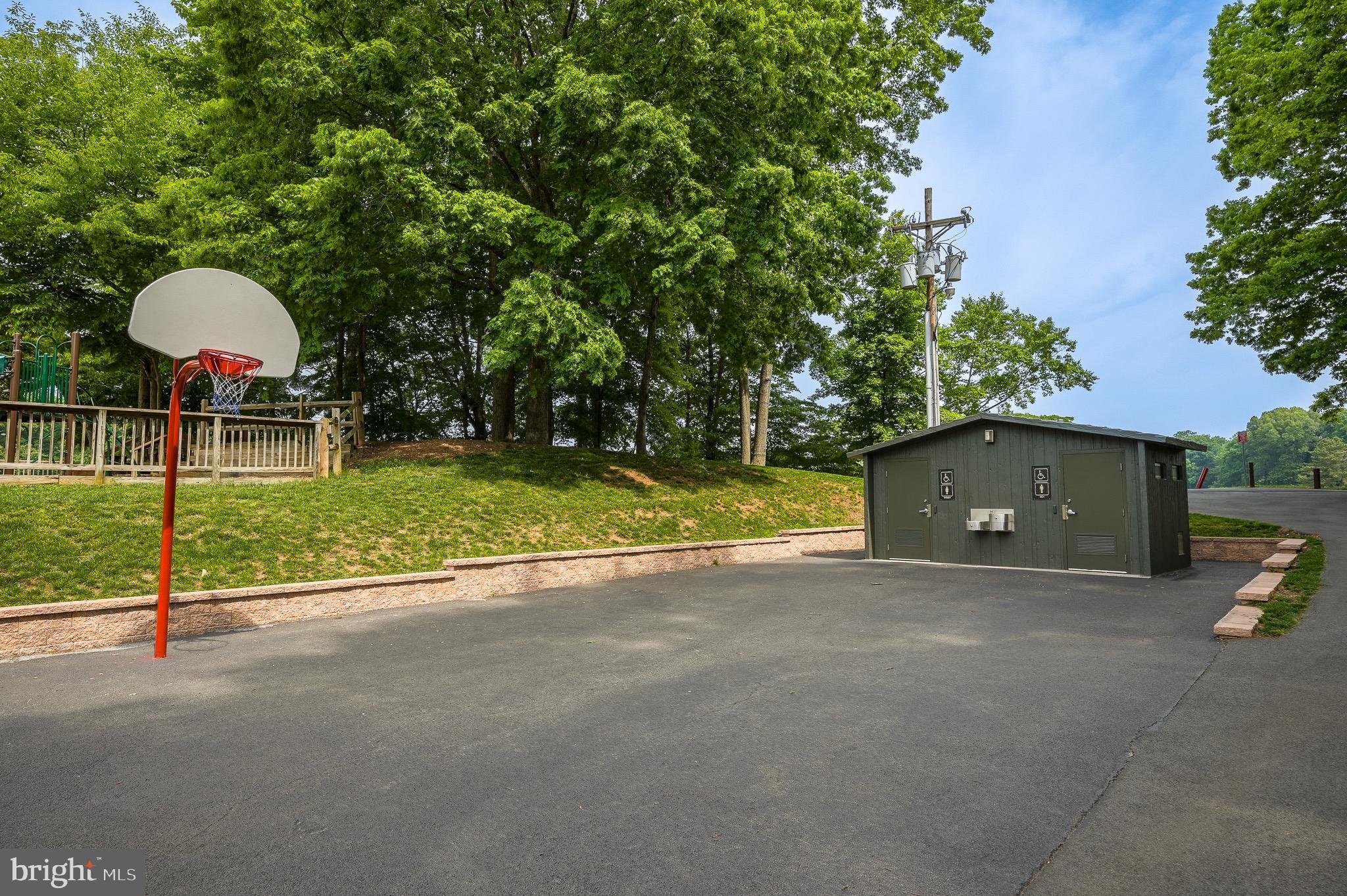 MONTCLAIR - Residential Lease