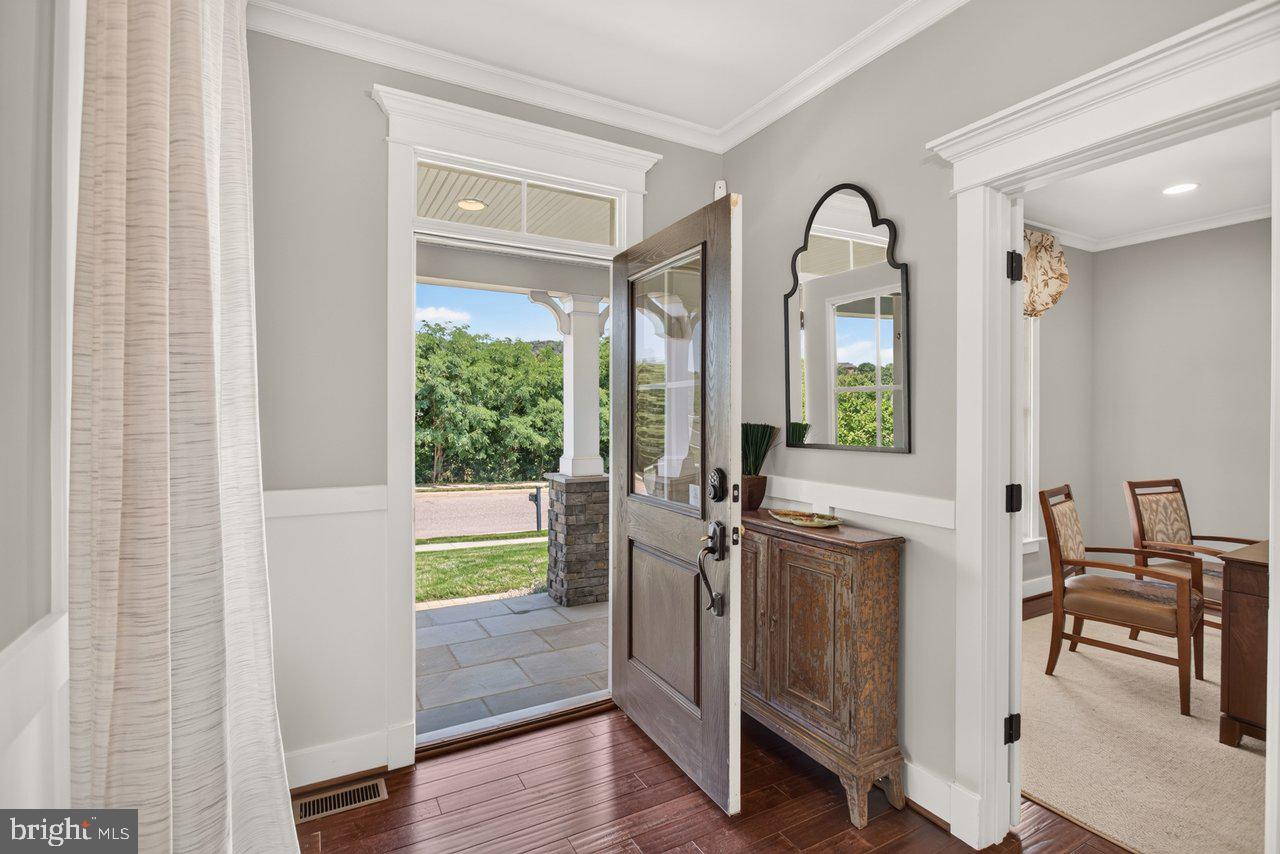 3371 VERA VISTA PATH