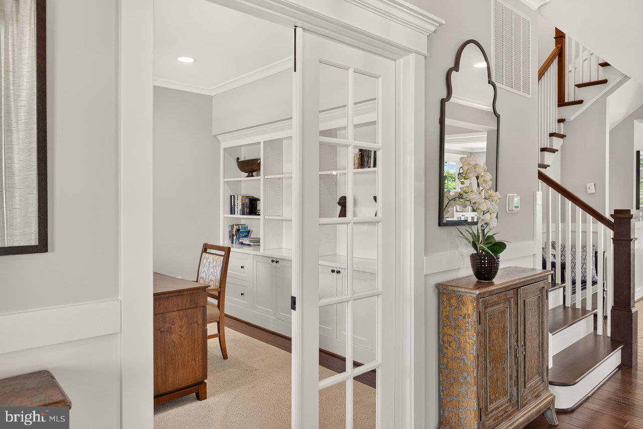 3371 VERA VISTA PATH