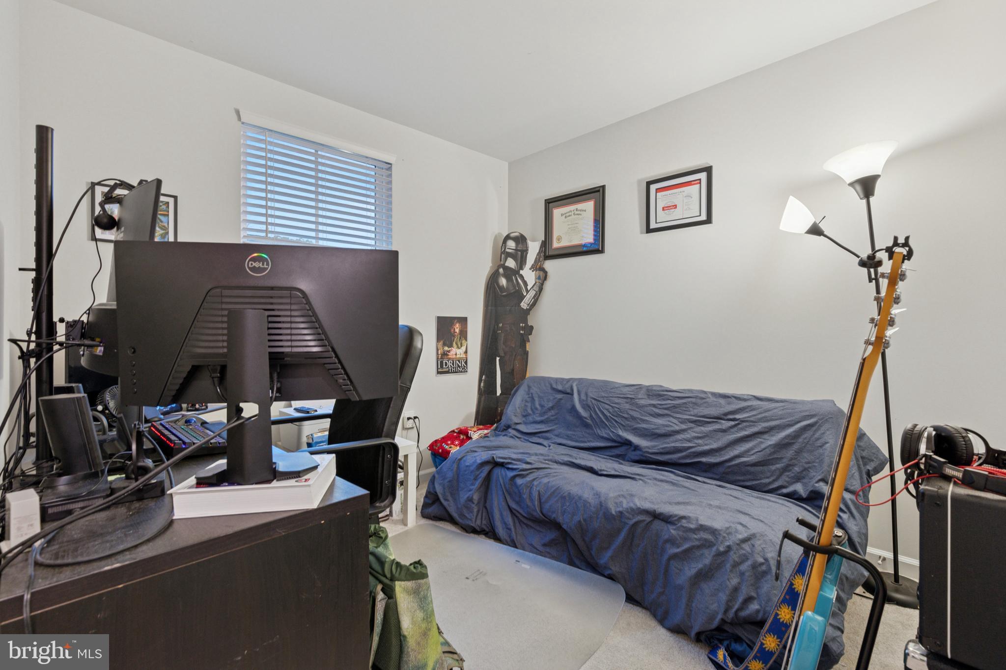 SANATOGA CROSSING - Residential