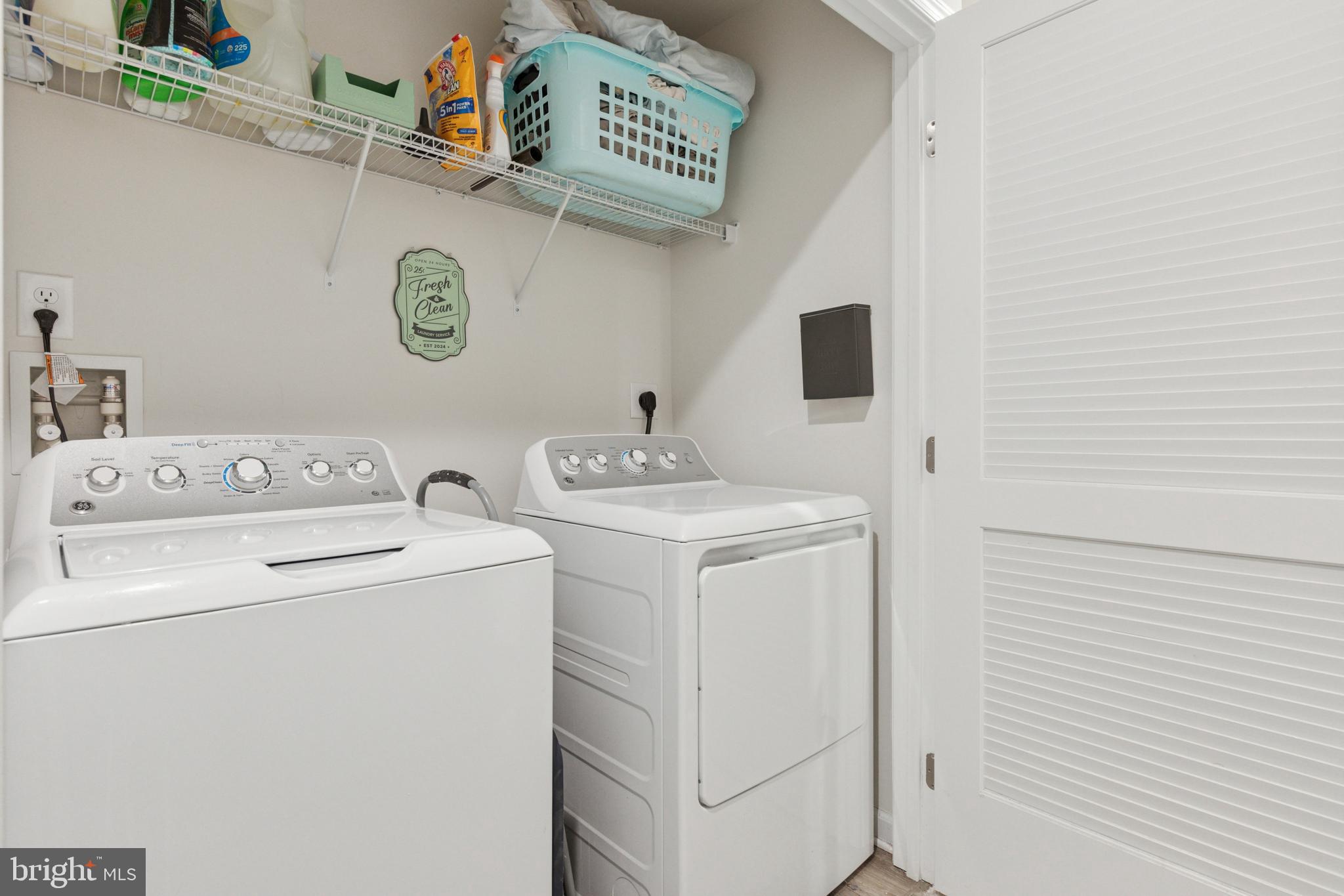 SANATOGA CROSSING - Residential