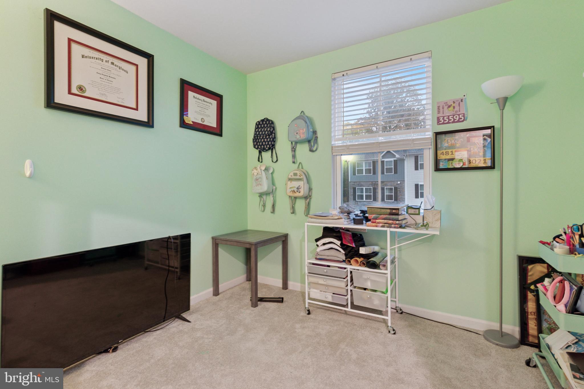 SANATOGA CROSSING - Residential