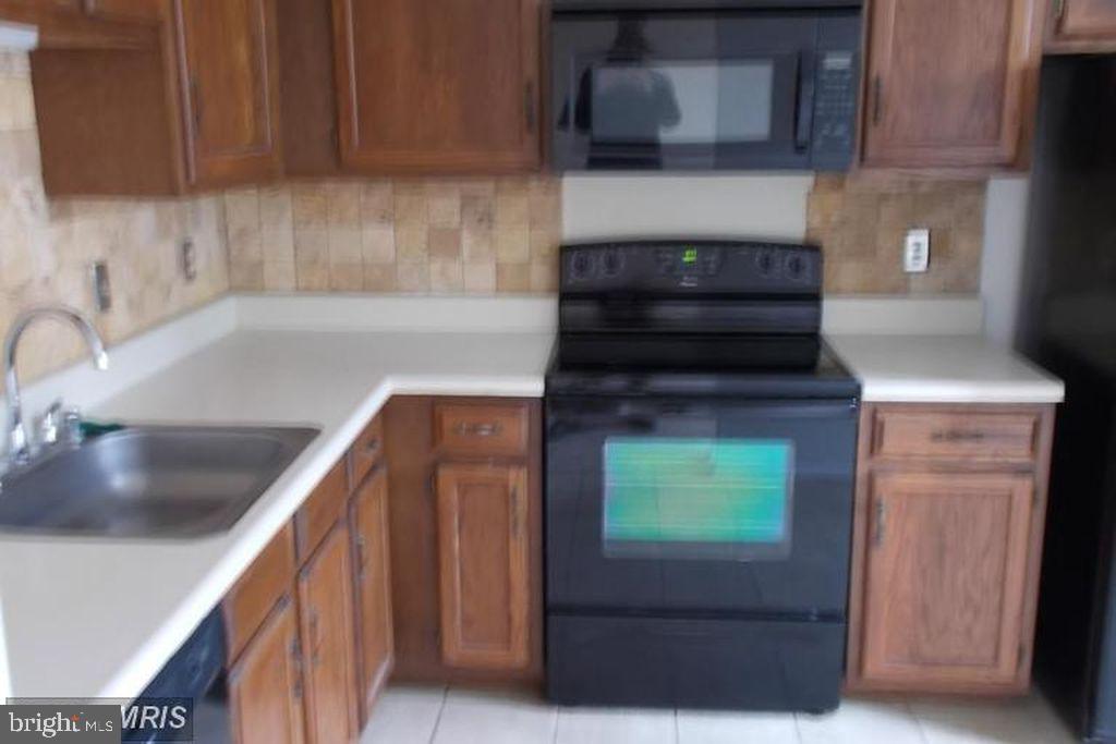 MONTCLAIR - Residential Lease