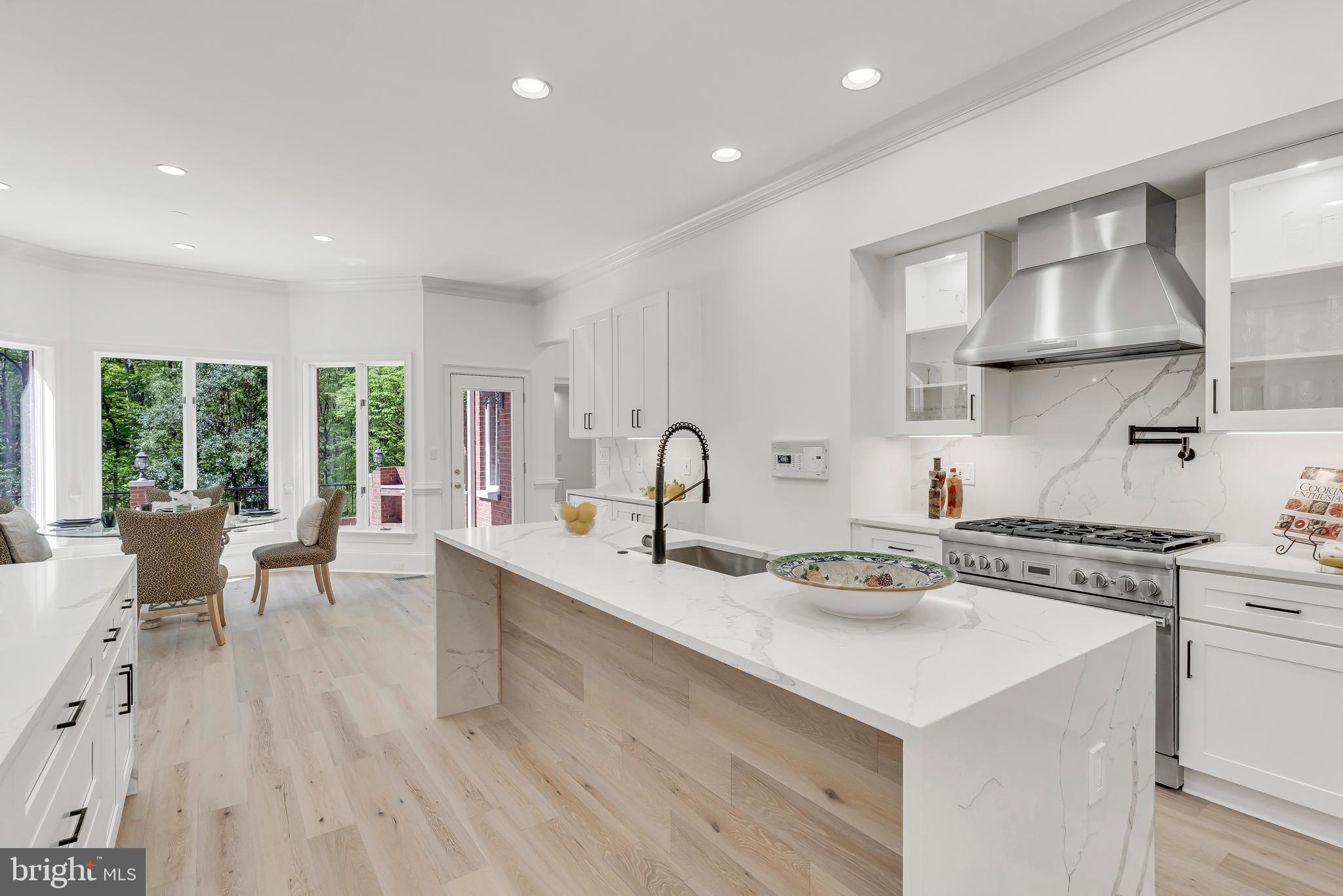 DARNESTOWN OUTSIDE - Residential