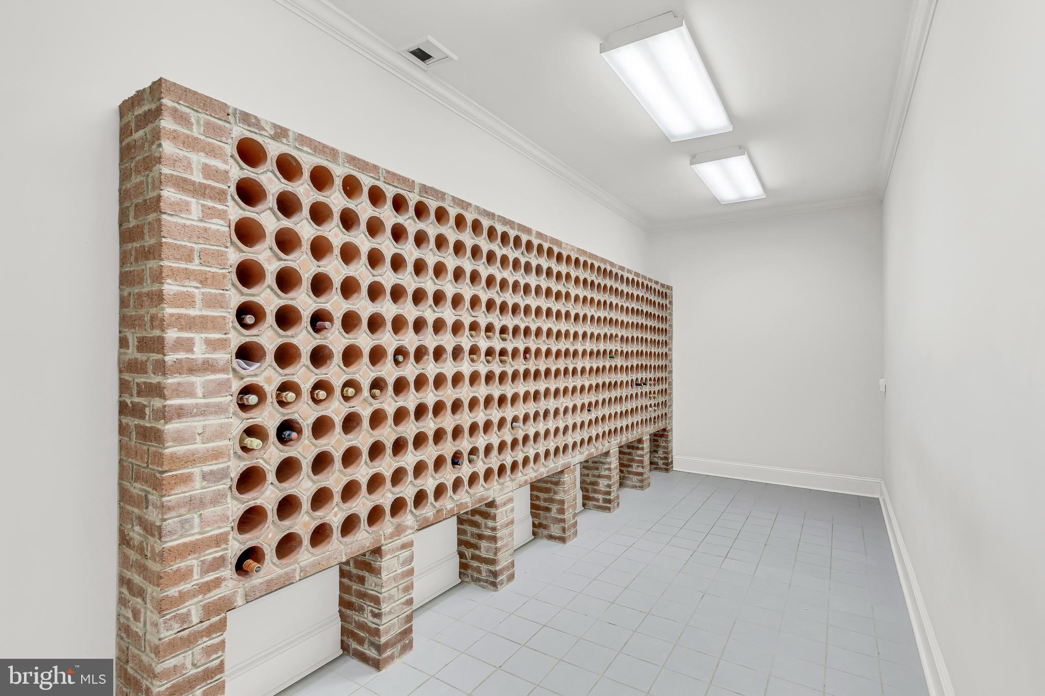 DARNESTOWN OUTSIDE - Residential