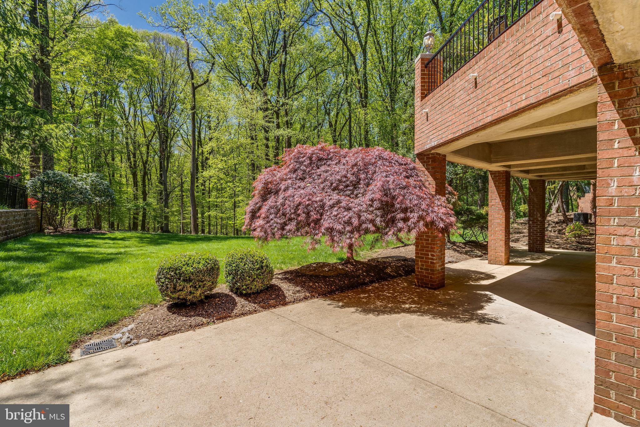 DARNESTOWN OUTSIDE - Residential