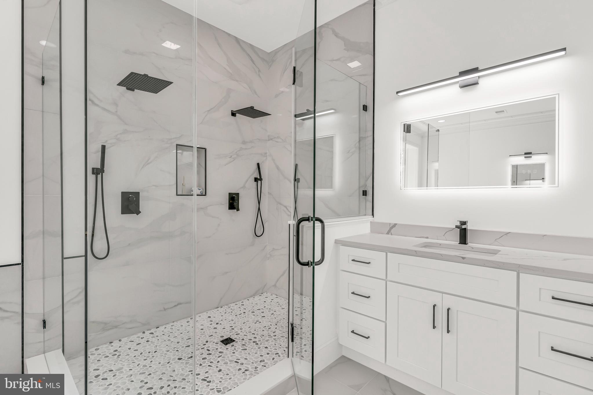 DARNESTOWN OUTSIDE - Residential