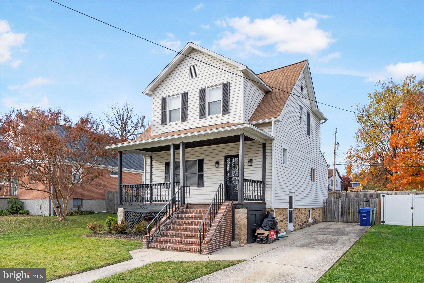 LAURAVILLE HISTORIC DISTRICT - Residential