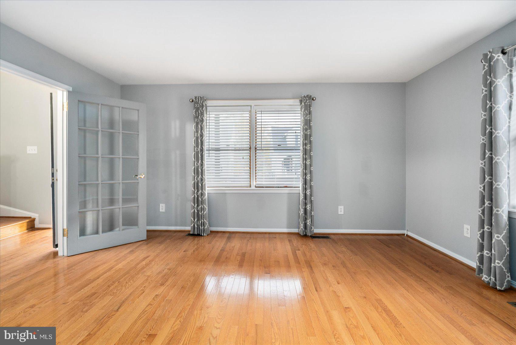 LAURAVILLE HISTORIC DISTRICT - Residential