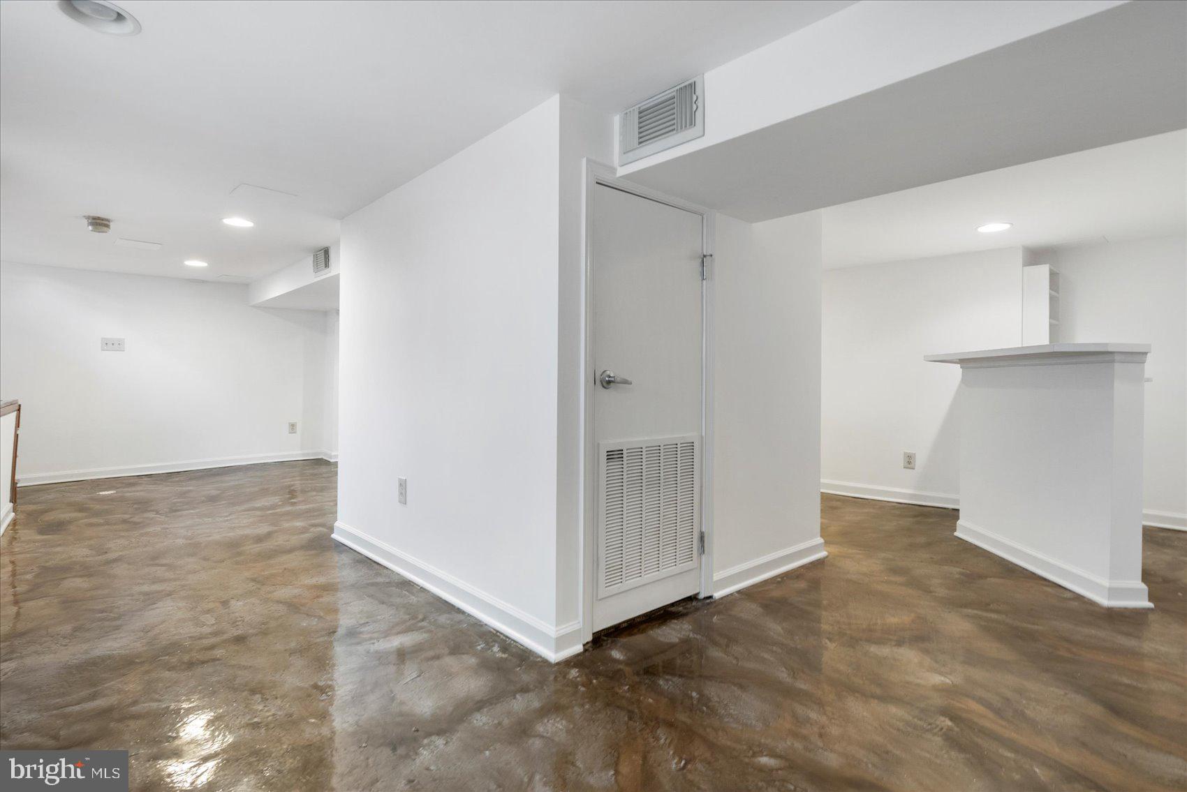 LAURAVILLE HISTORIC DISTRICT - Residential