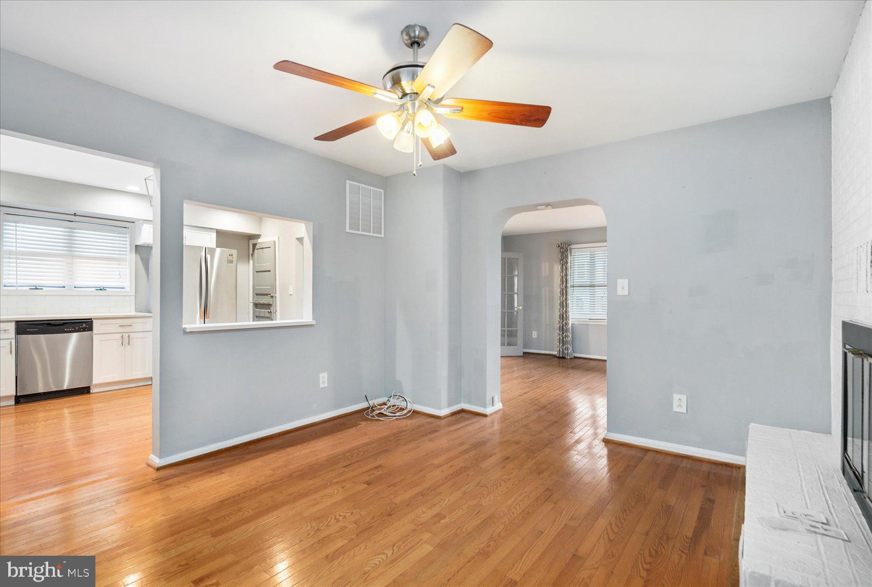 LAURAVILLE HISTORIC DISTRICT - Residential