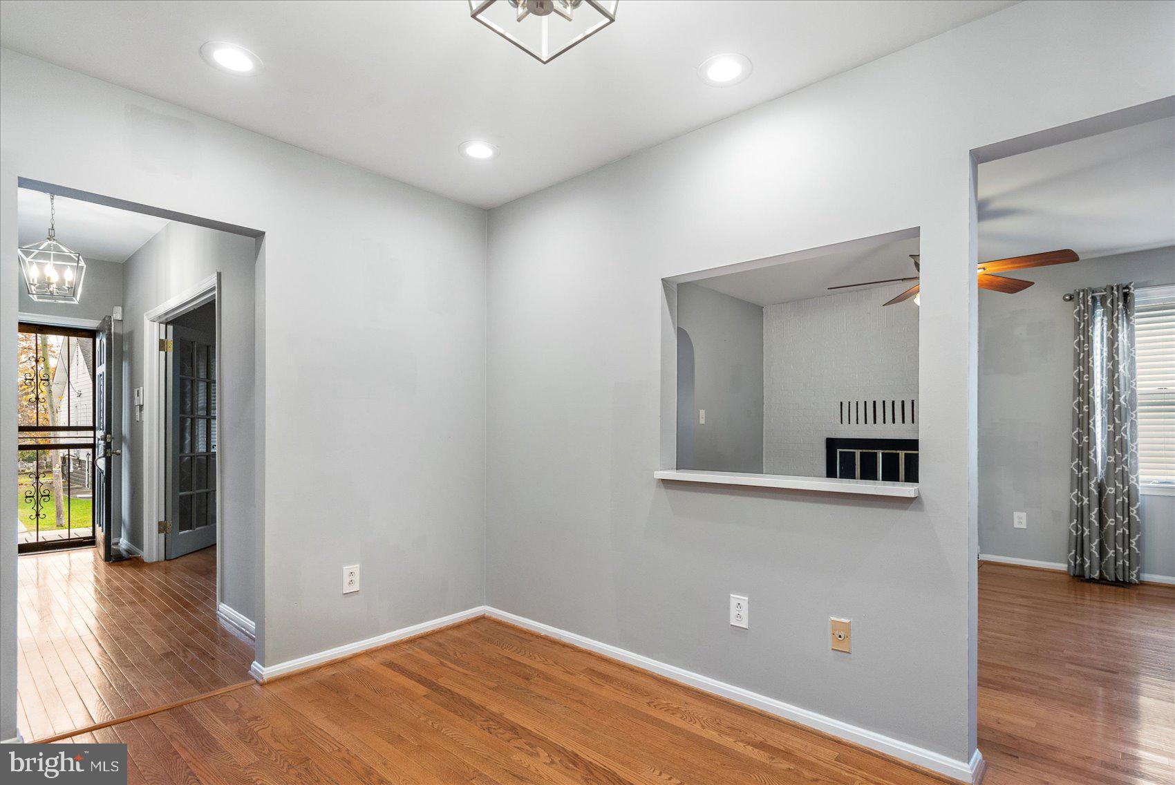 LAURAVILLE HISTORIC DISTRICT - Residential