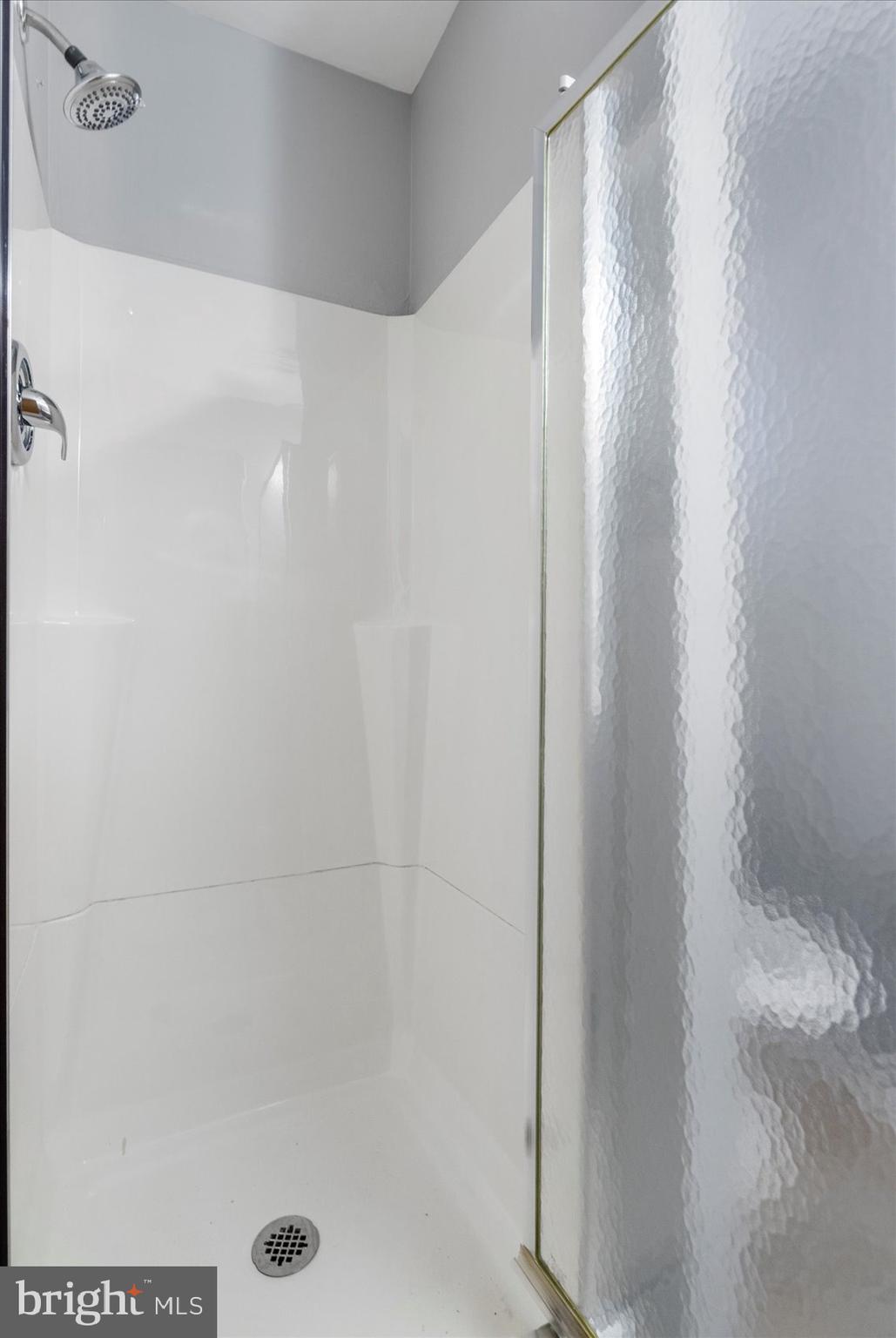 LAURAVILLE HISTORIC DISTRICT - Residential