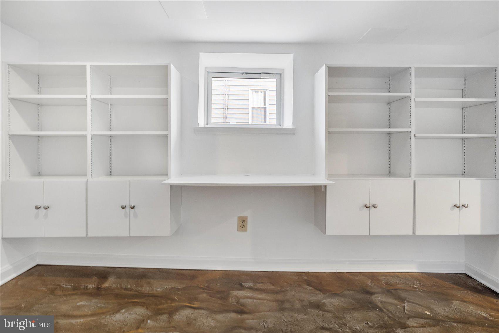 LAURAVILLE HISTORIC DISTRICT - Residential