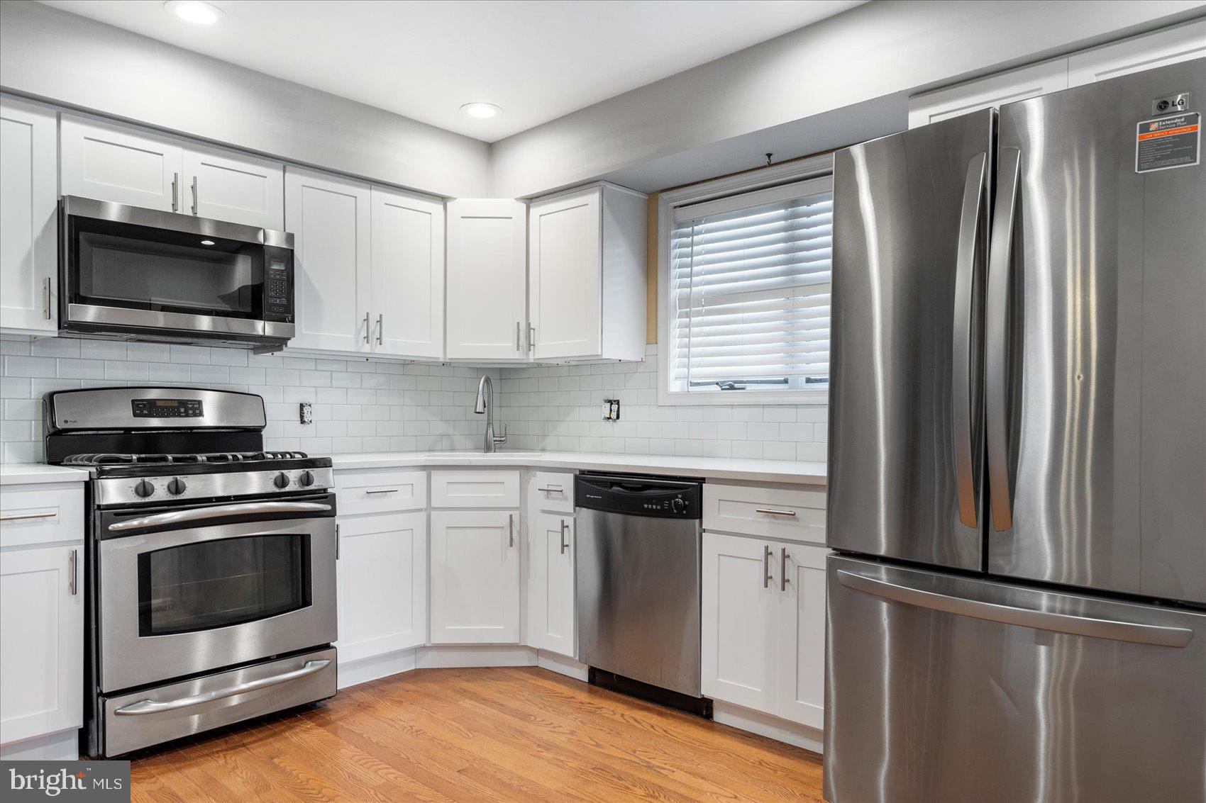 LAURAVILLE HISTORIC DISTRICT - Residential