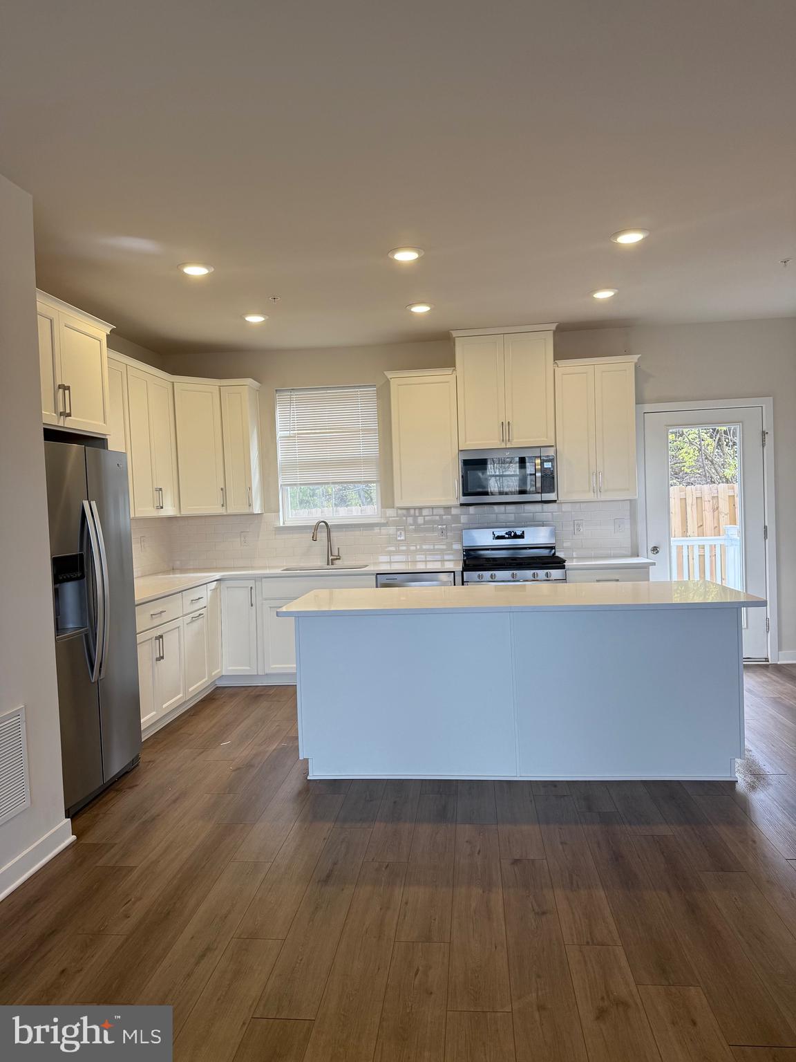 CLOVER MILL - Residential Lease