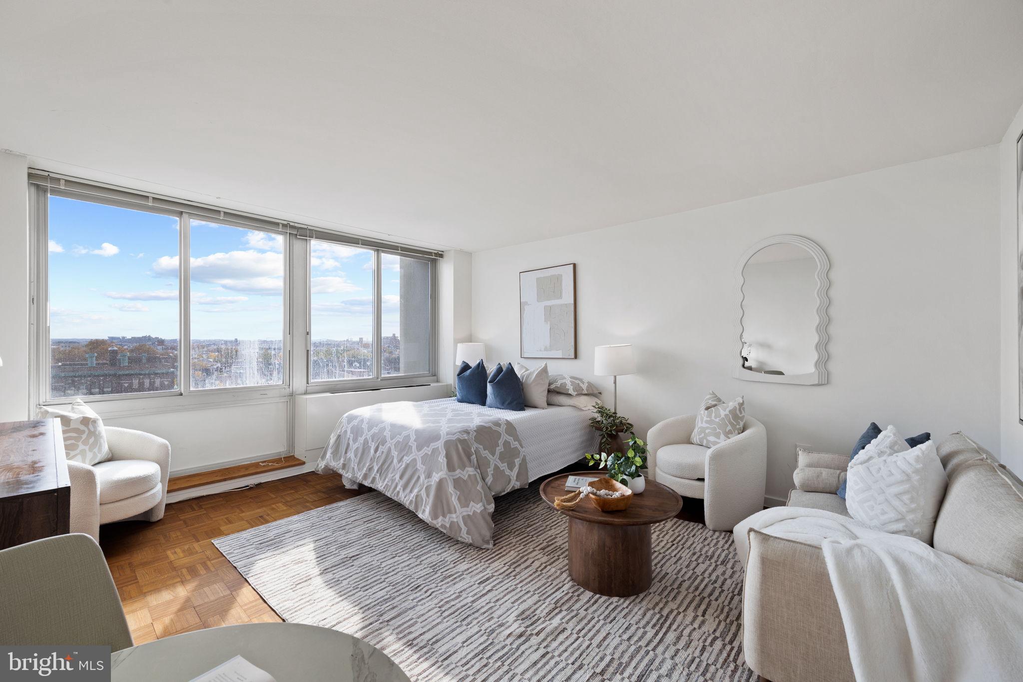 WASHINGTON SQ - Residential