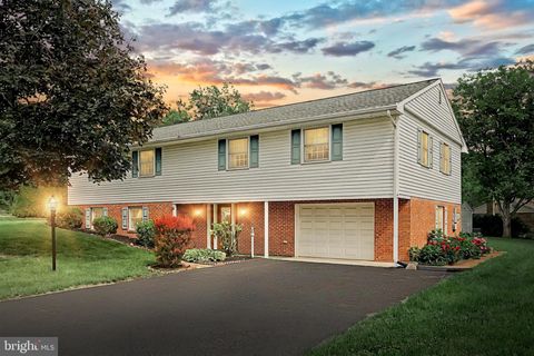 1840 LILAC ROAD YORK PA 17408