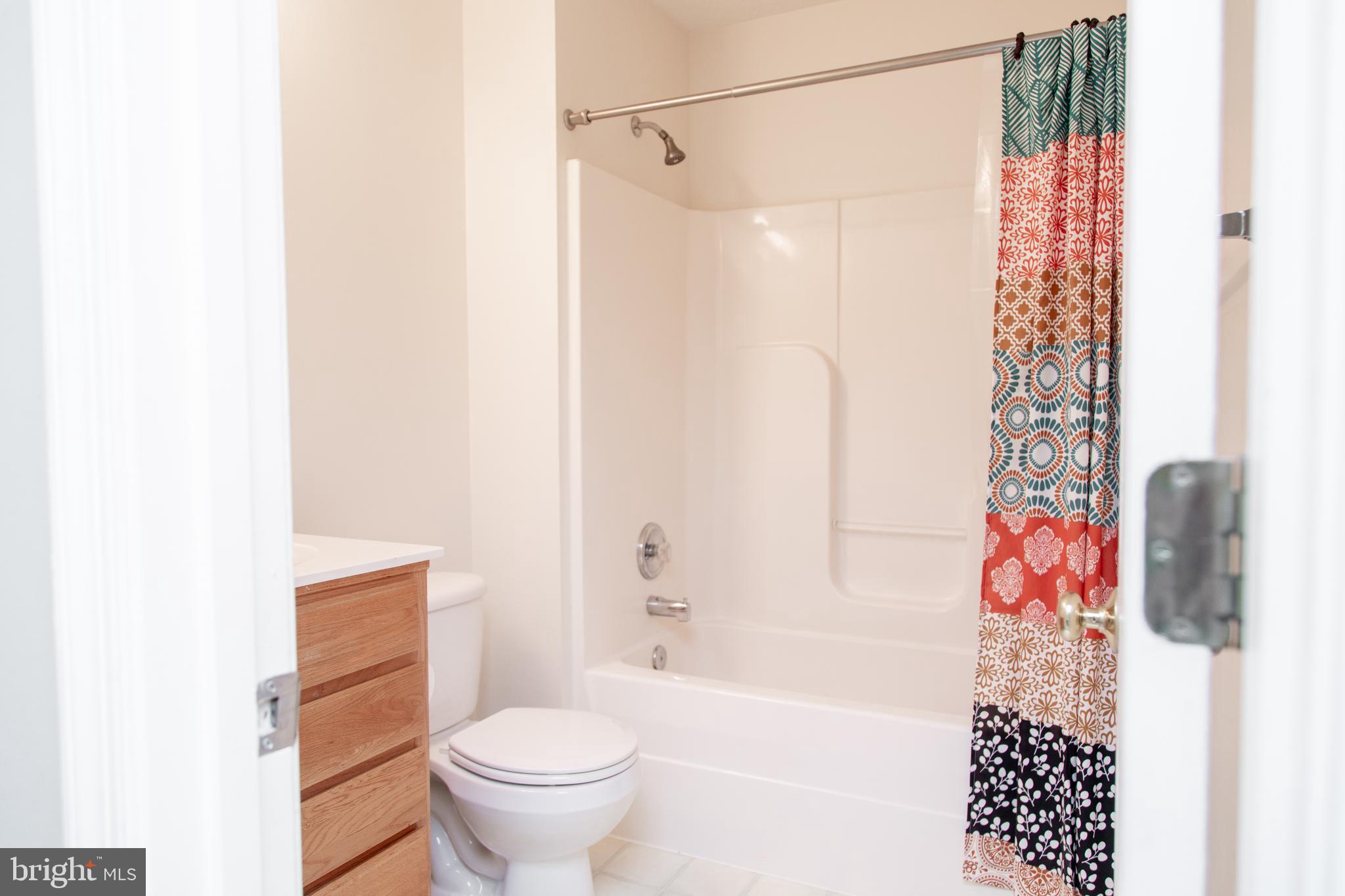 LAKE LAND OR - Residential