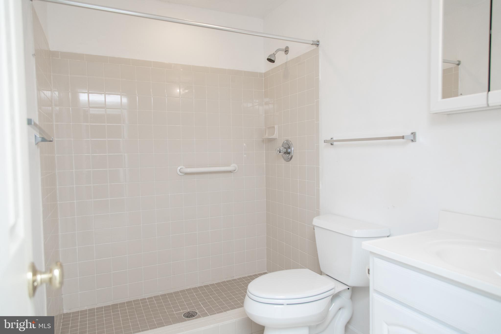 LAKE LAND OR - Residential