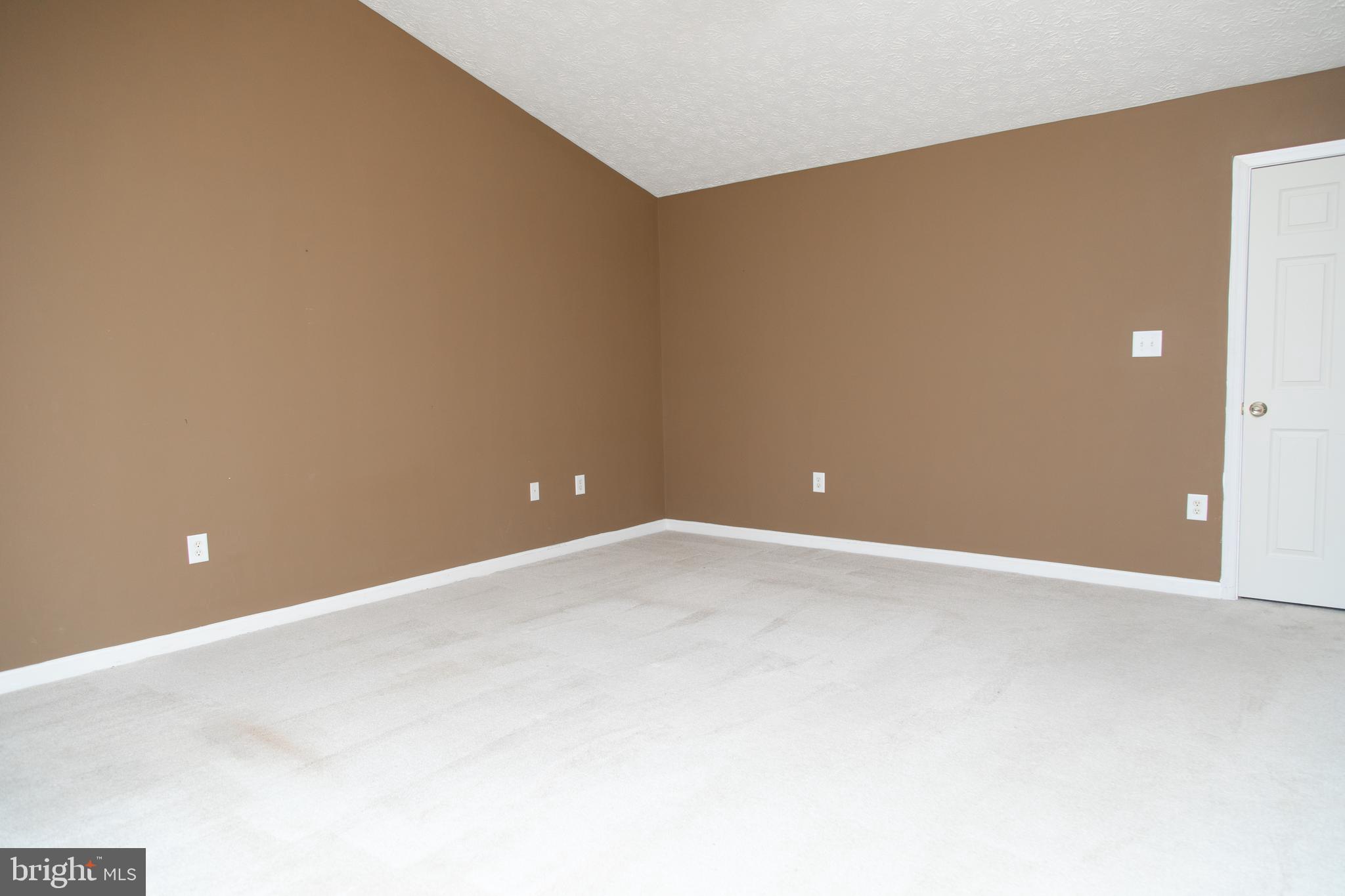 LAKE LAND OR - Residential