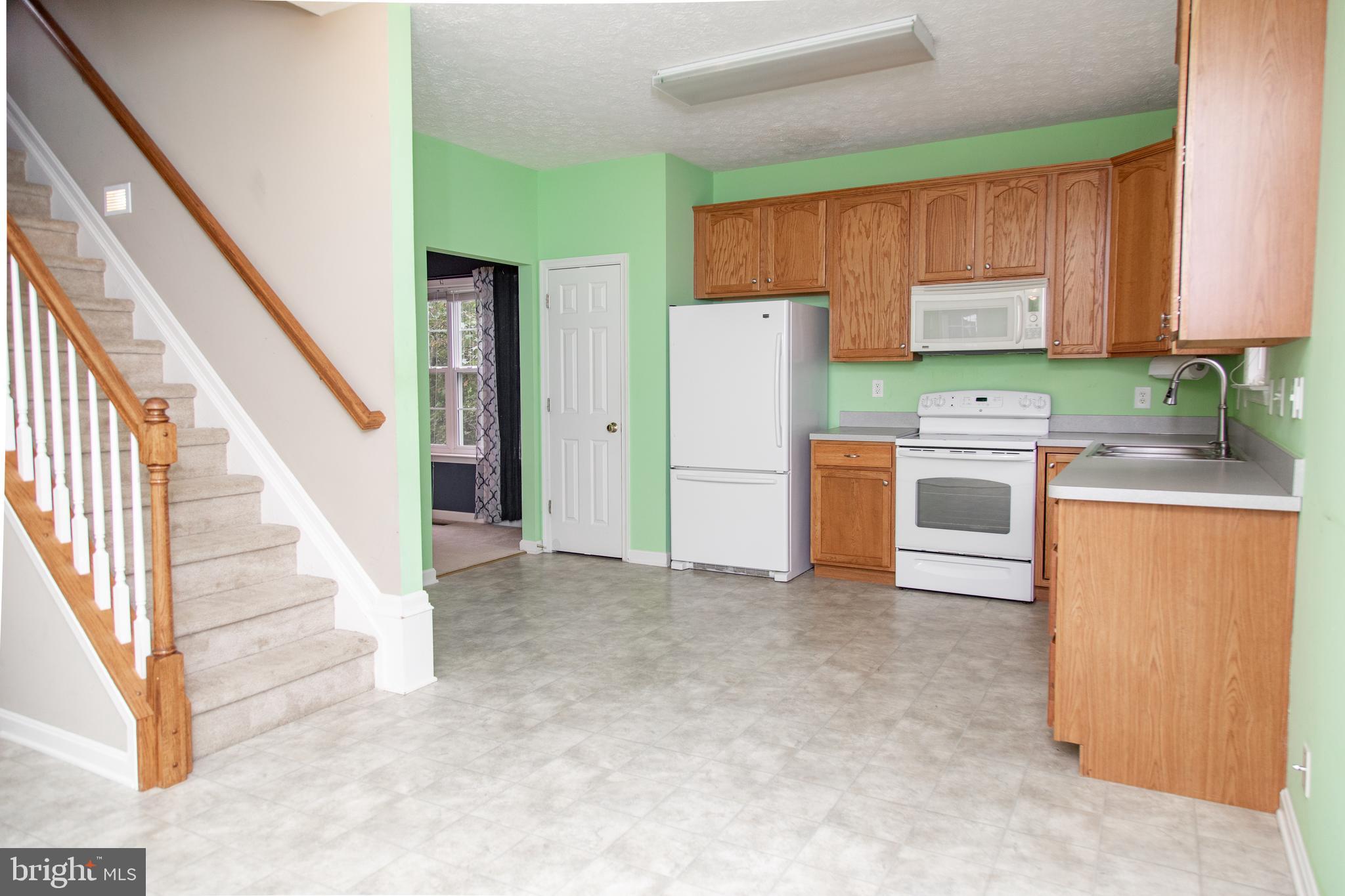 LAKE LAND OR - Residential