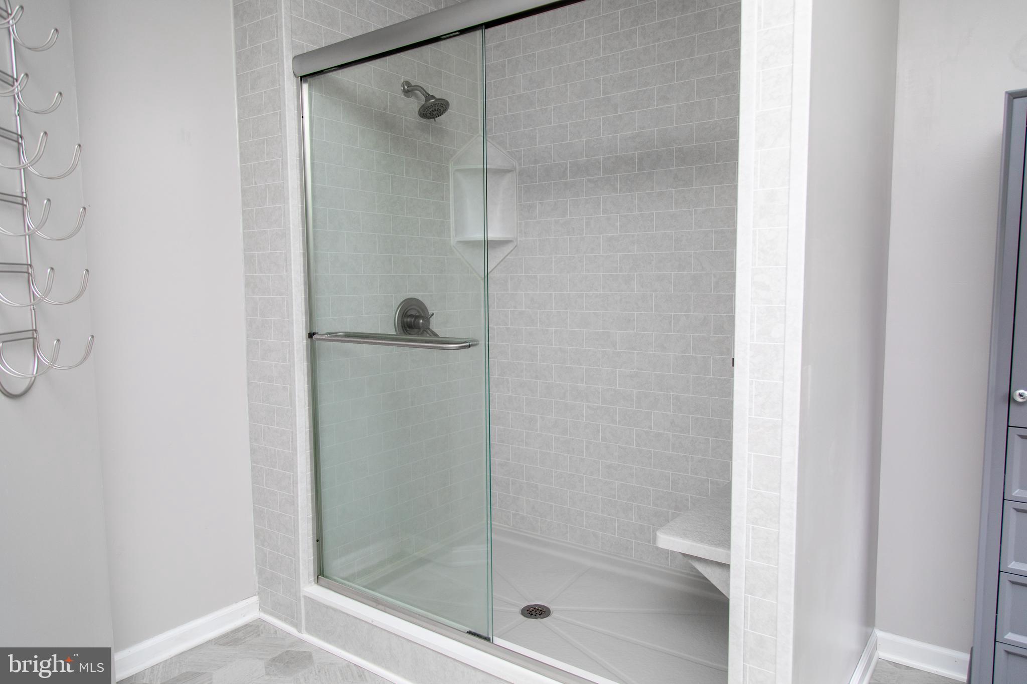 LAKE LAND OR - Residential