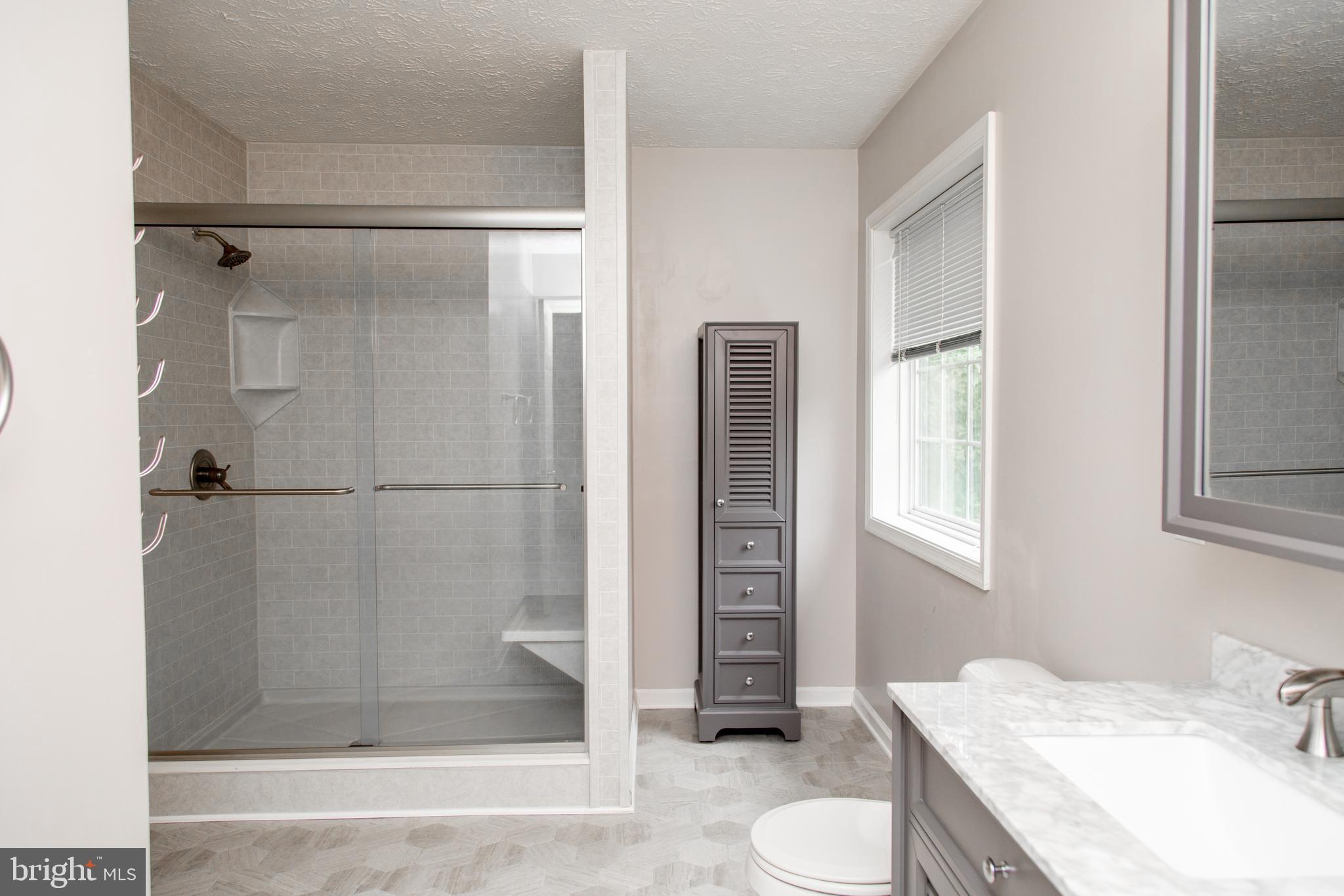 LAKE LAND OR - Residential