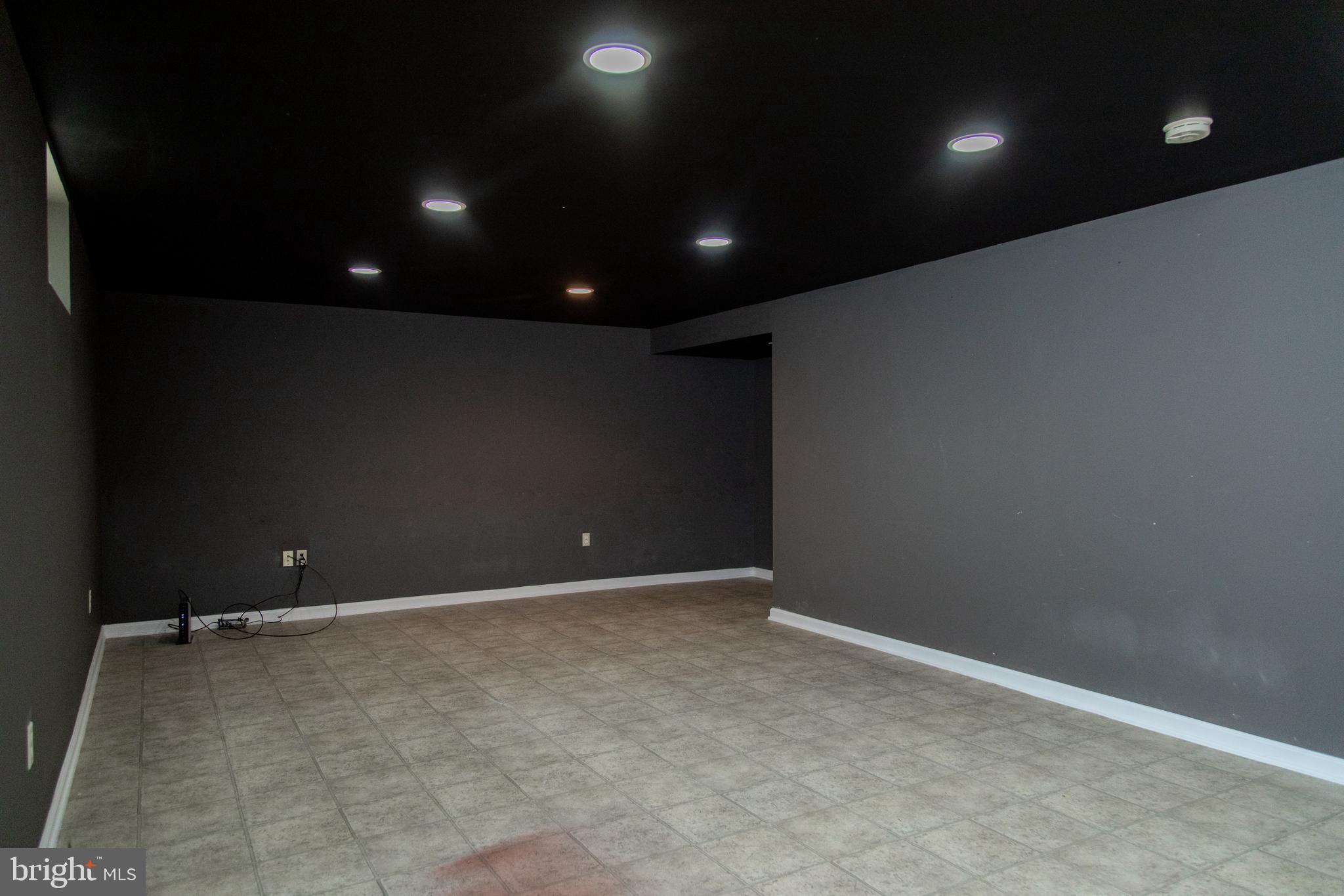 LAKE LAND OR - Residential