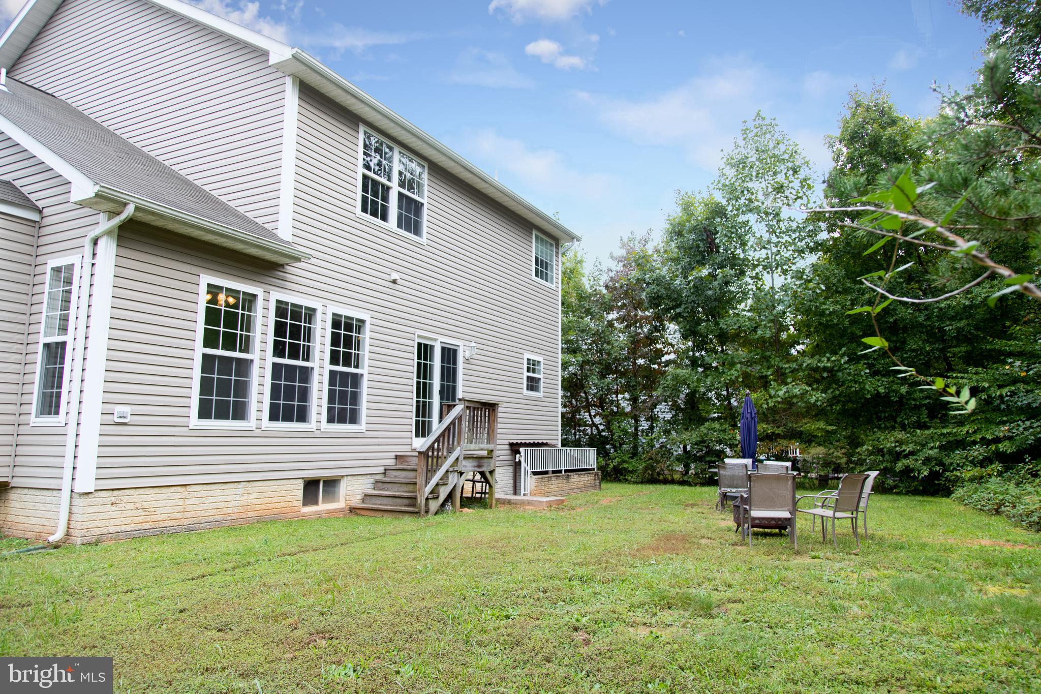 LAKE LAND OR - Residential