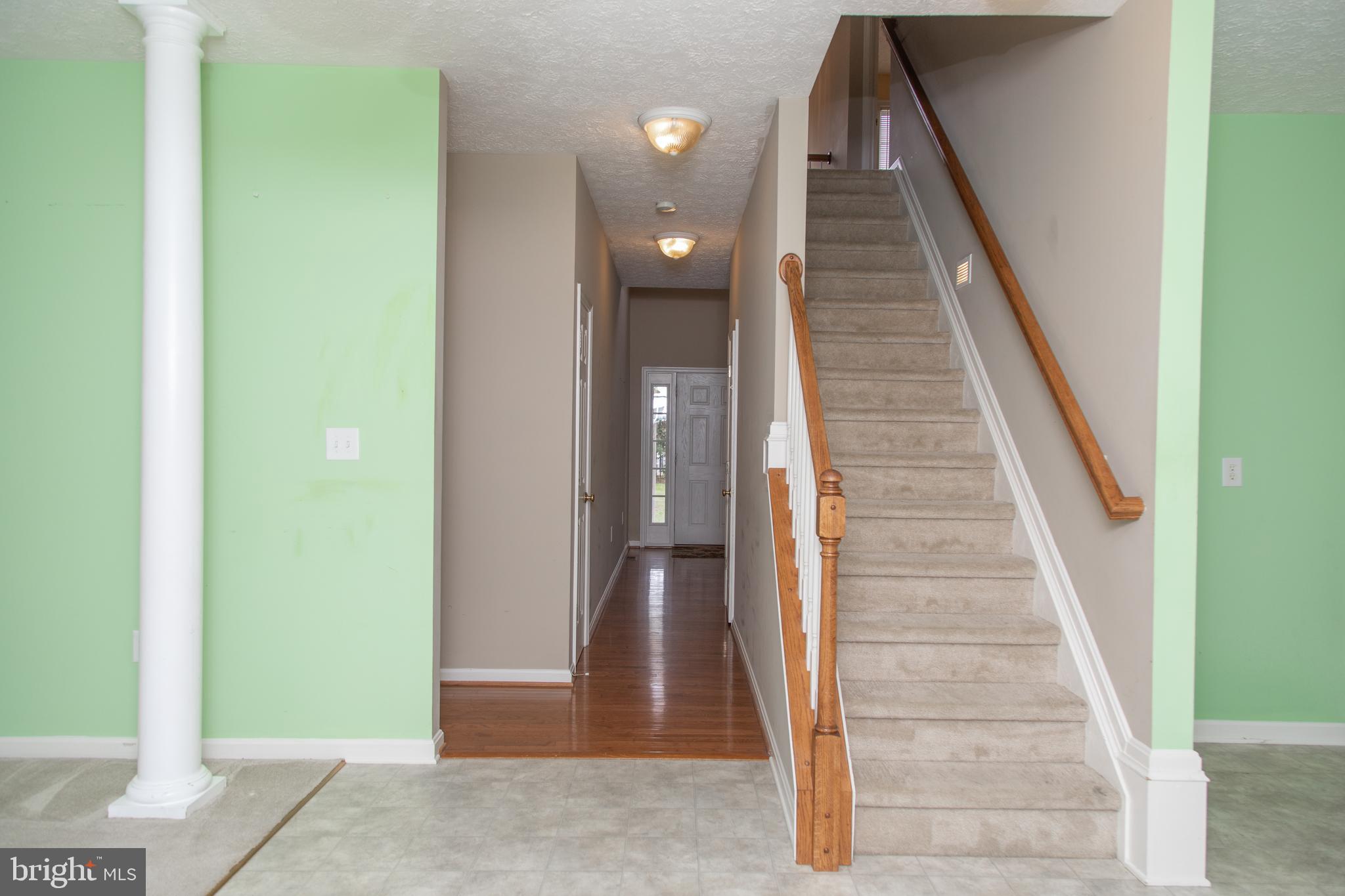 LAKE LAND OR - Residential