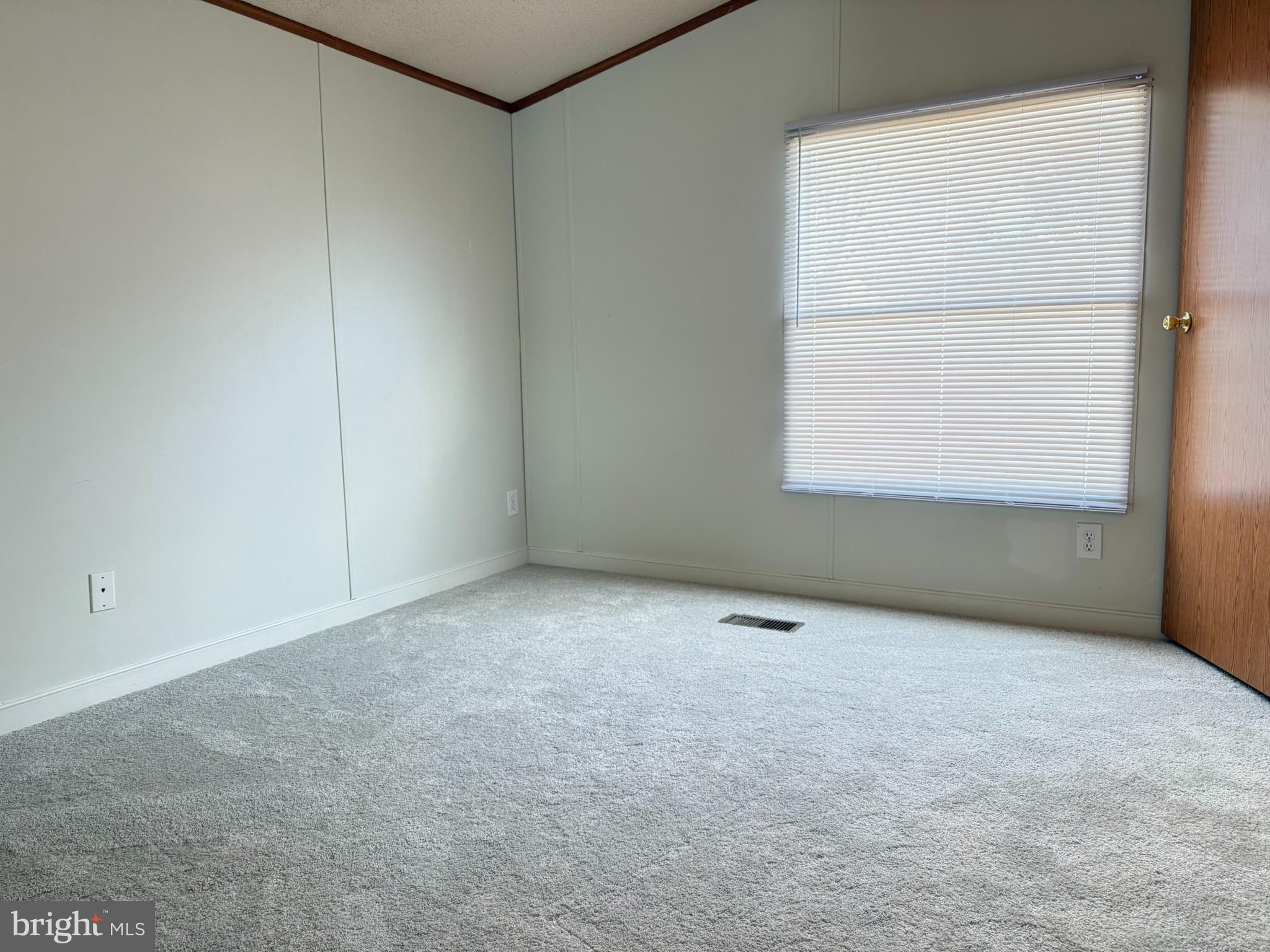 HONEY BROOK MANOR - Residential