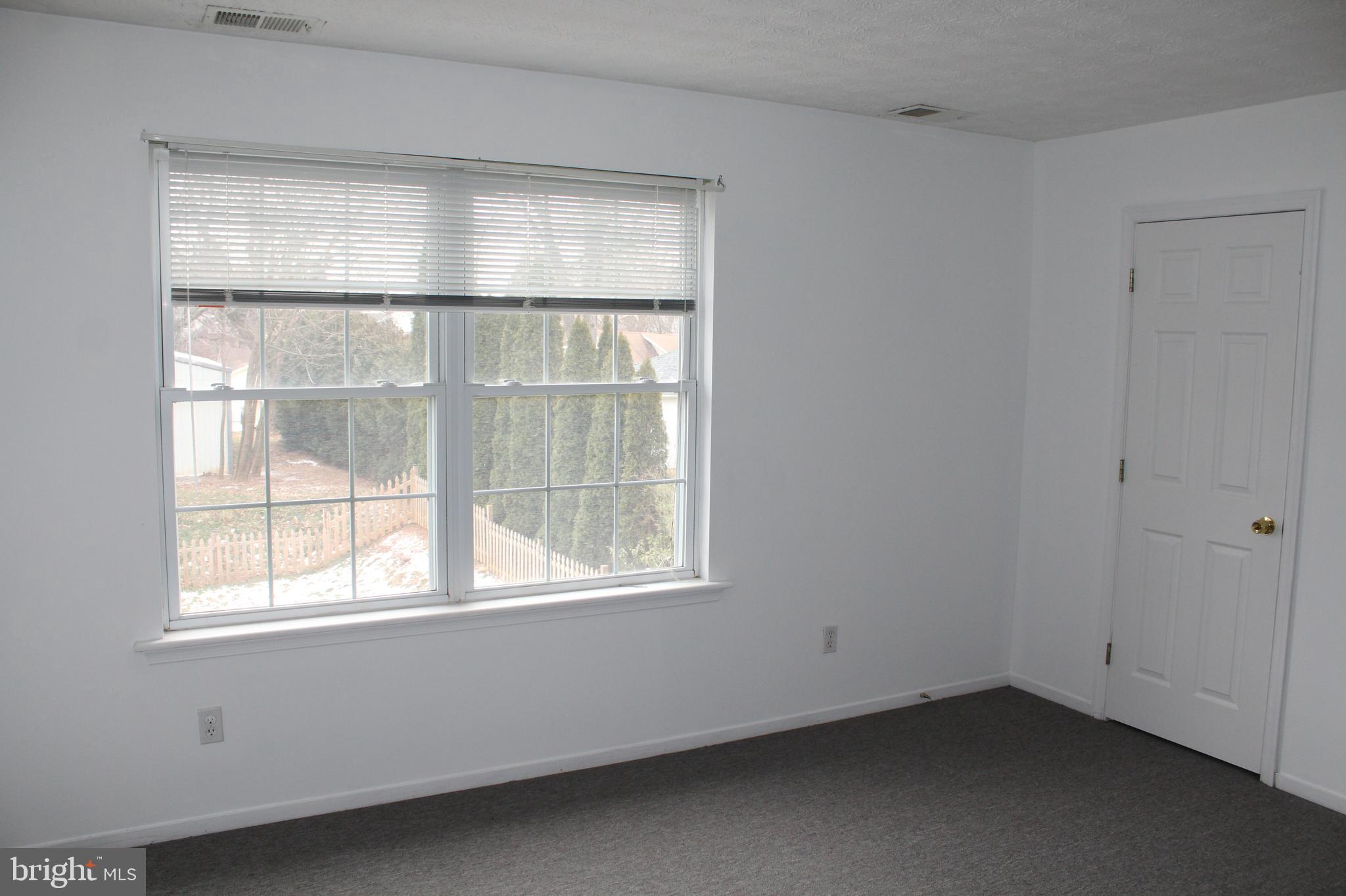 BUCKINGHAM VIEW - Residential Lease