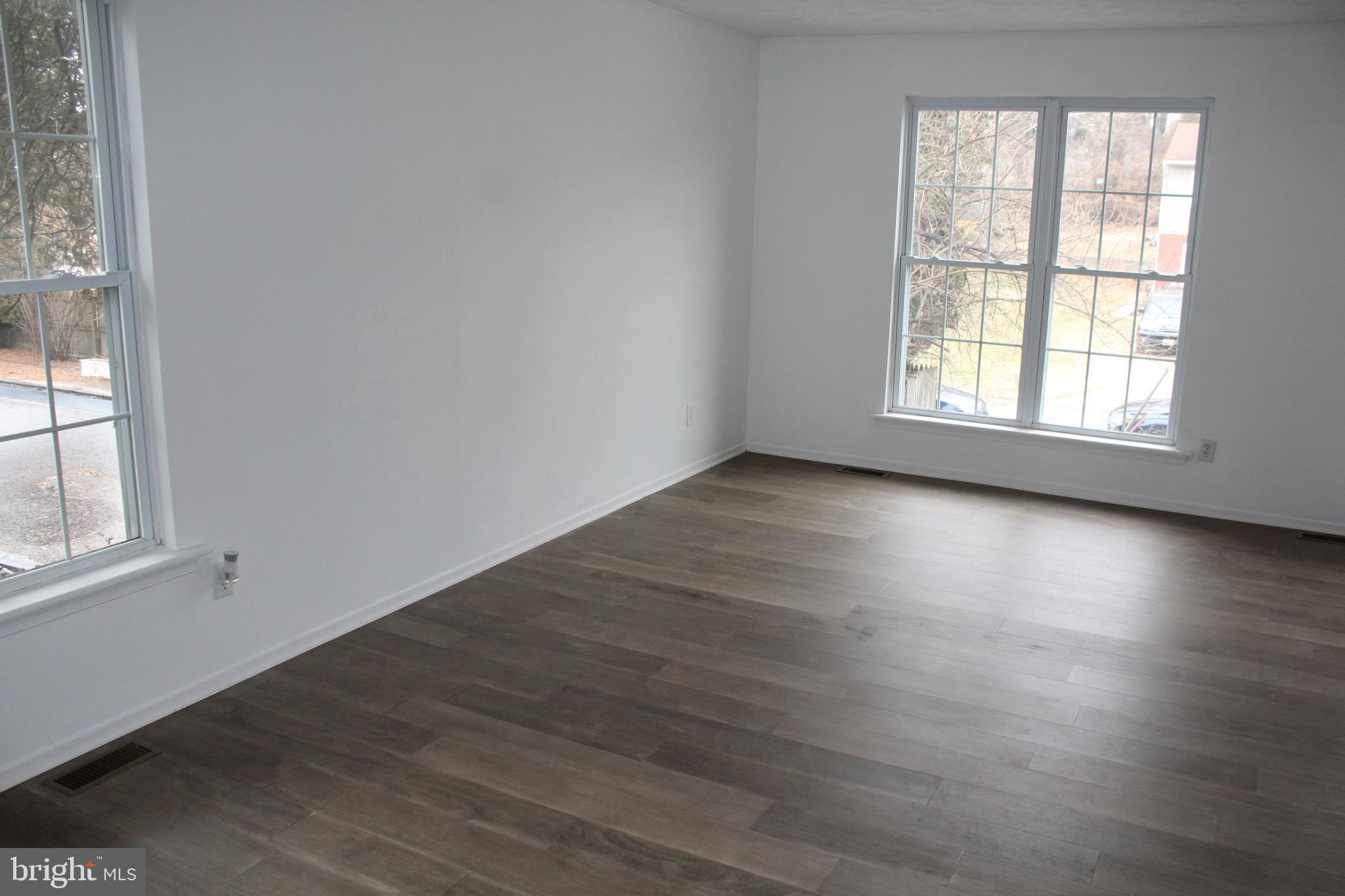 BUCKINGHAM VIEW - Residential Lease