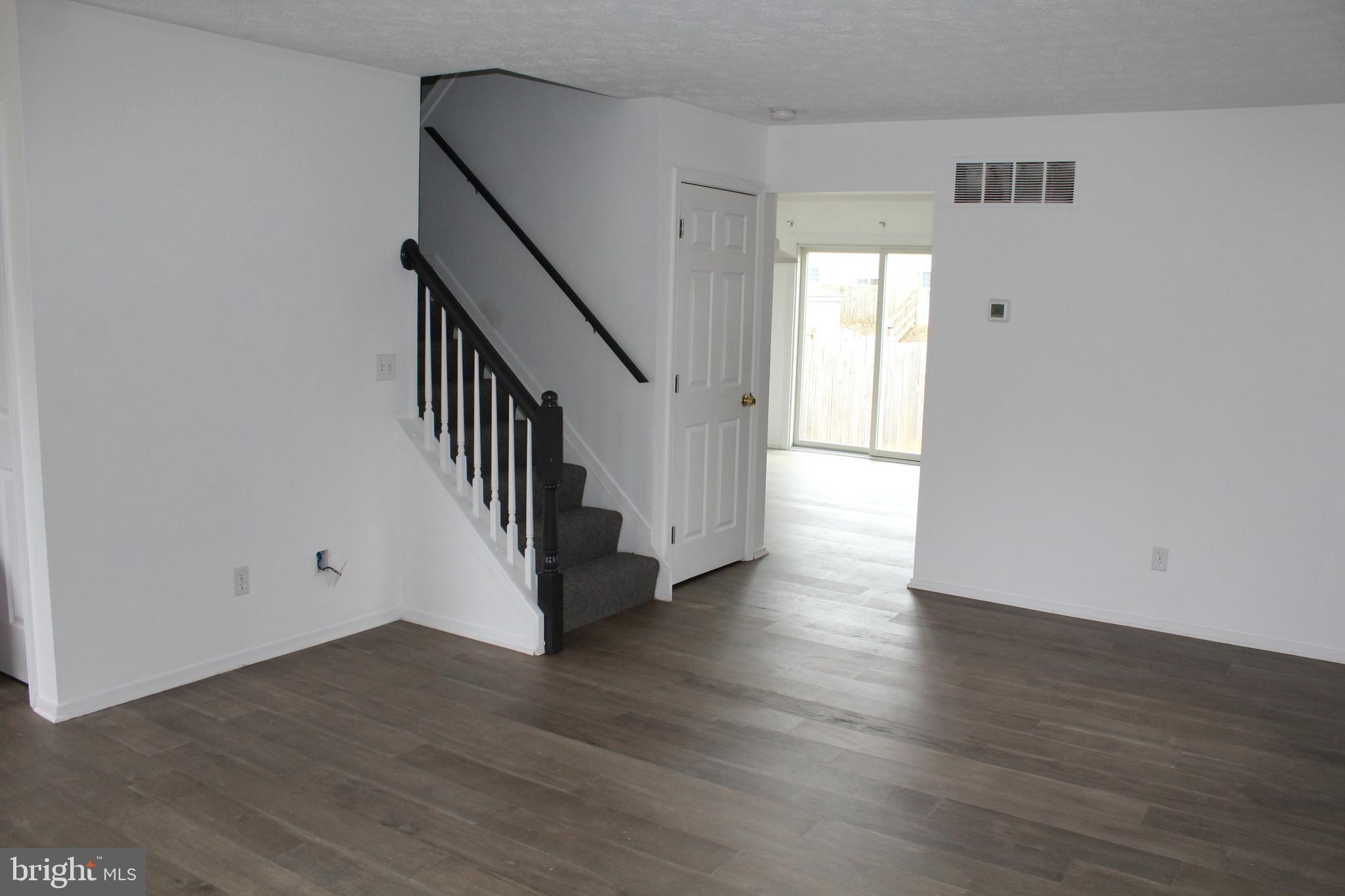 BUCKINGHAM VIEW - Residential Lease