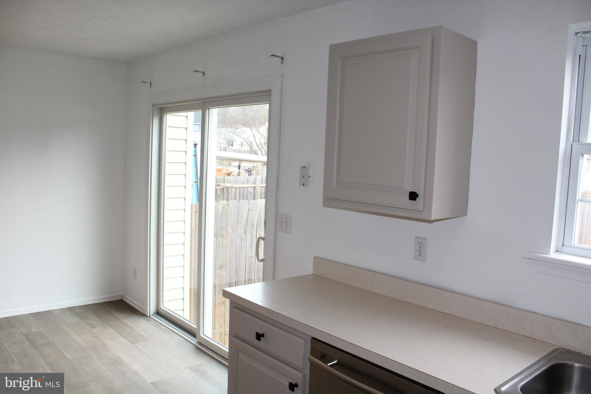 BUCKINGHAM VIEW - Residential Lease