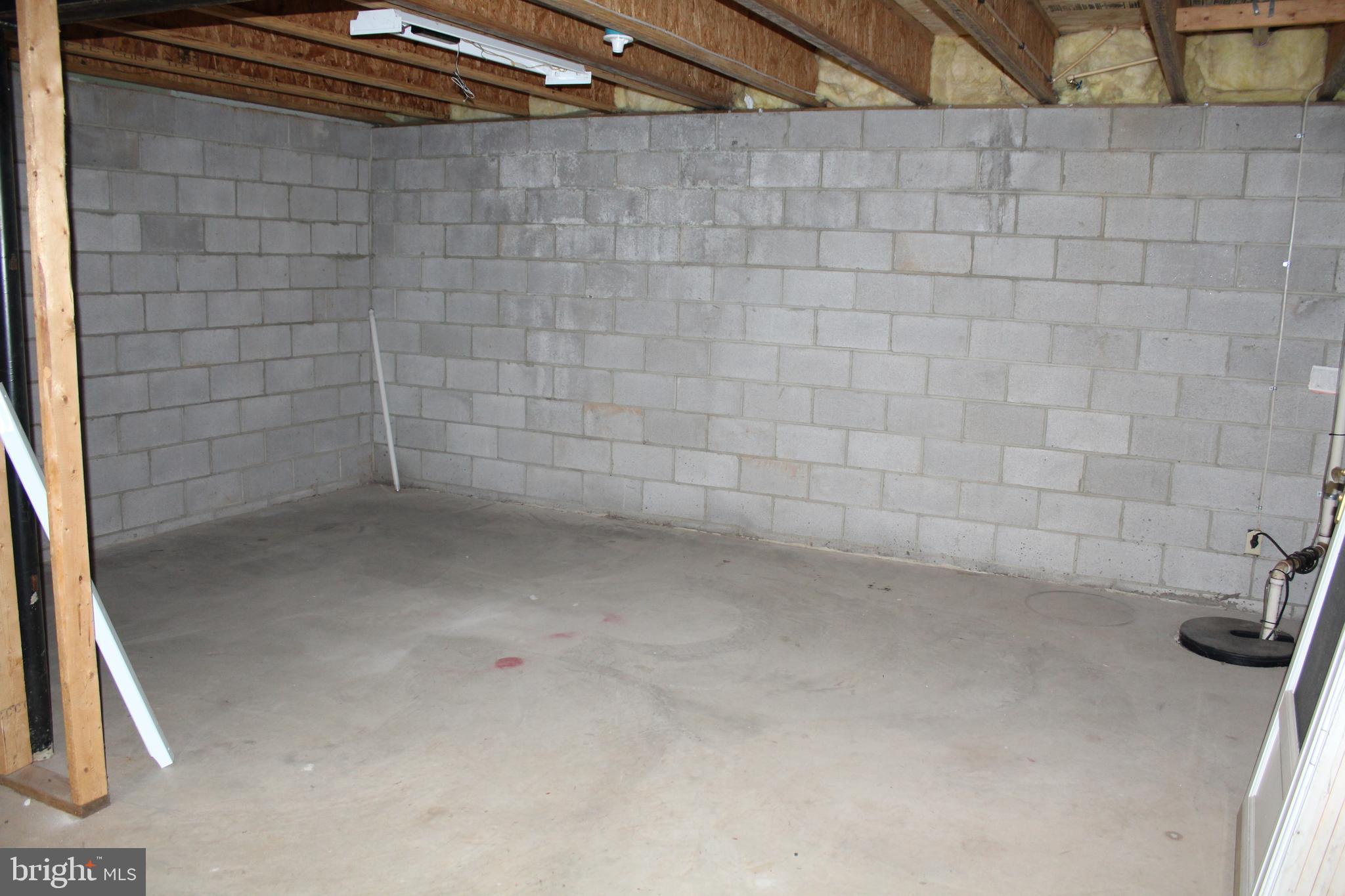 BUCKINGHAM VIEW - Residential Lease