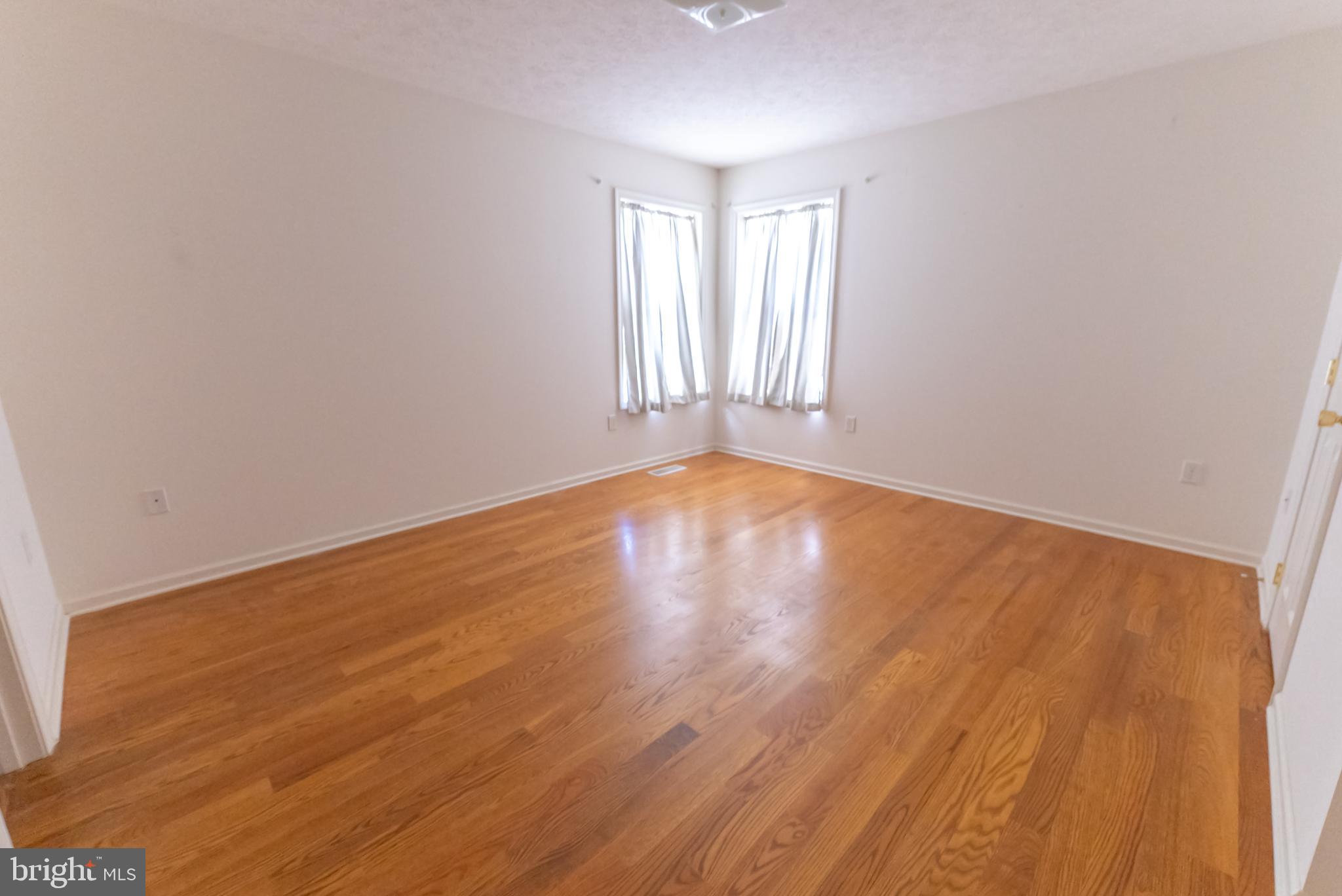 THE VINEYARDS - Residential