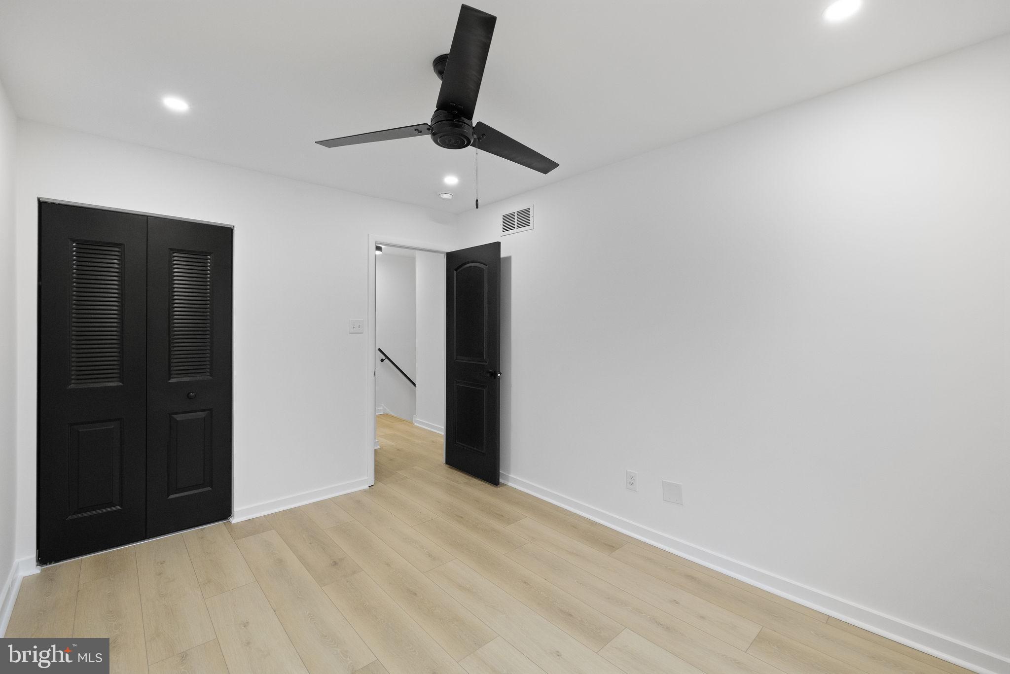 BROOKHAVEN - Residential