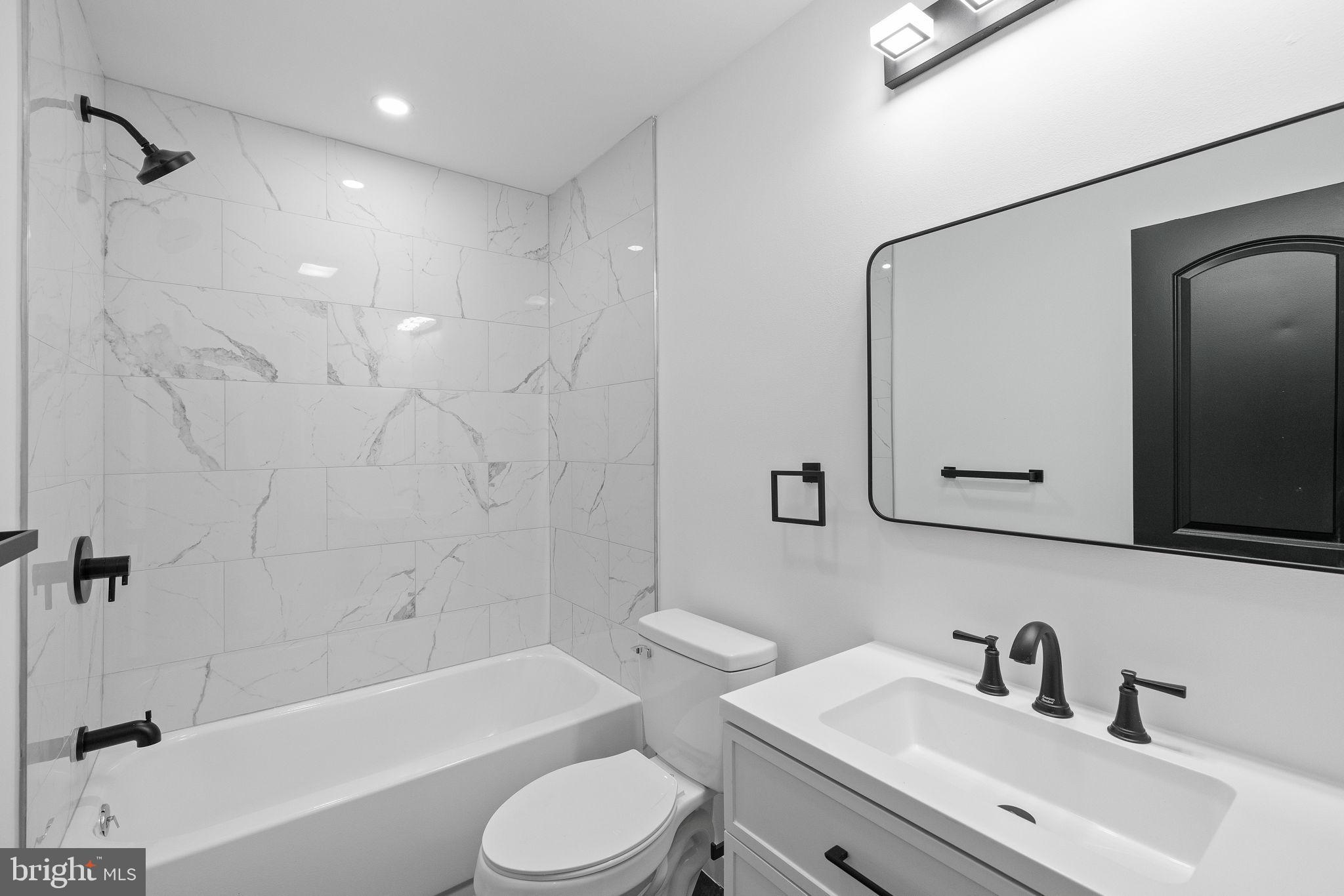 BROOKHAVEN - Residential