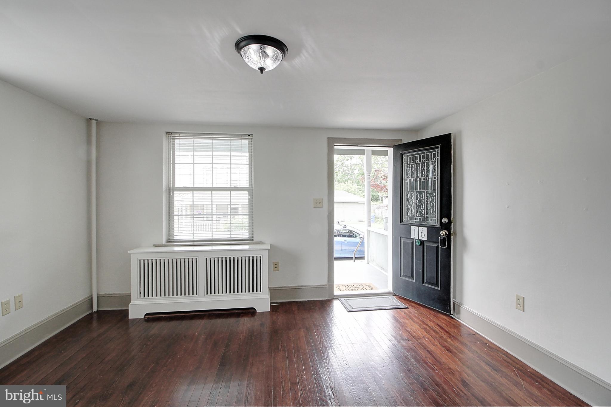 16 HAMILTON AVENUE