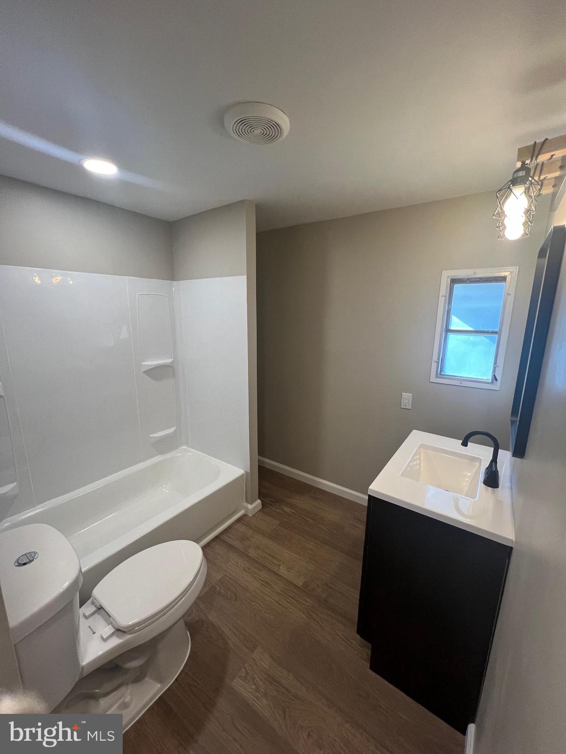 PENNWOOD CROSSING - Residential