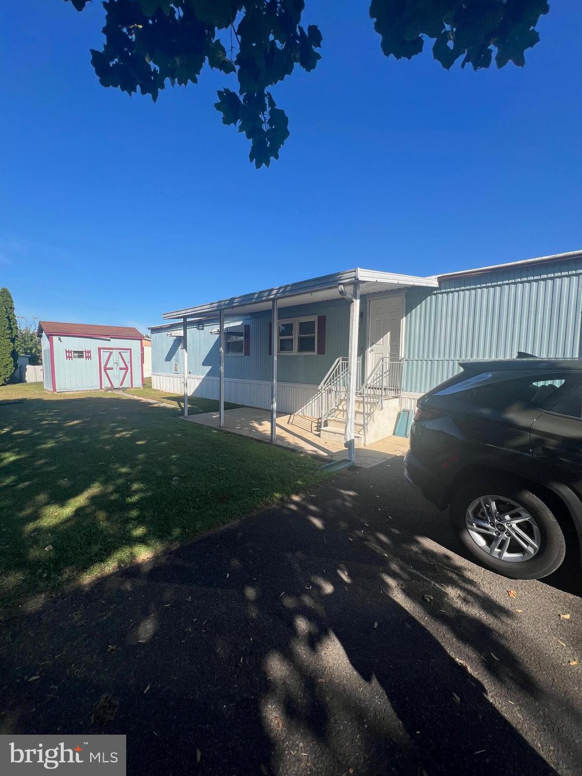 PENNWOOD CROSSING - Residential